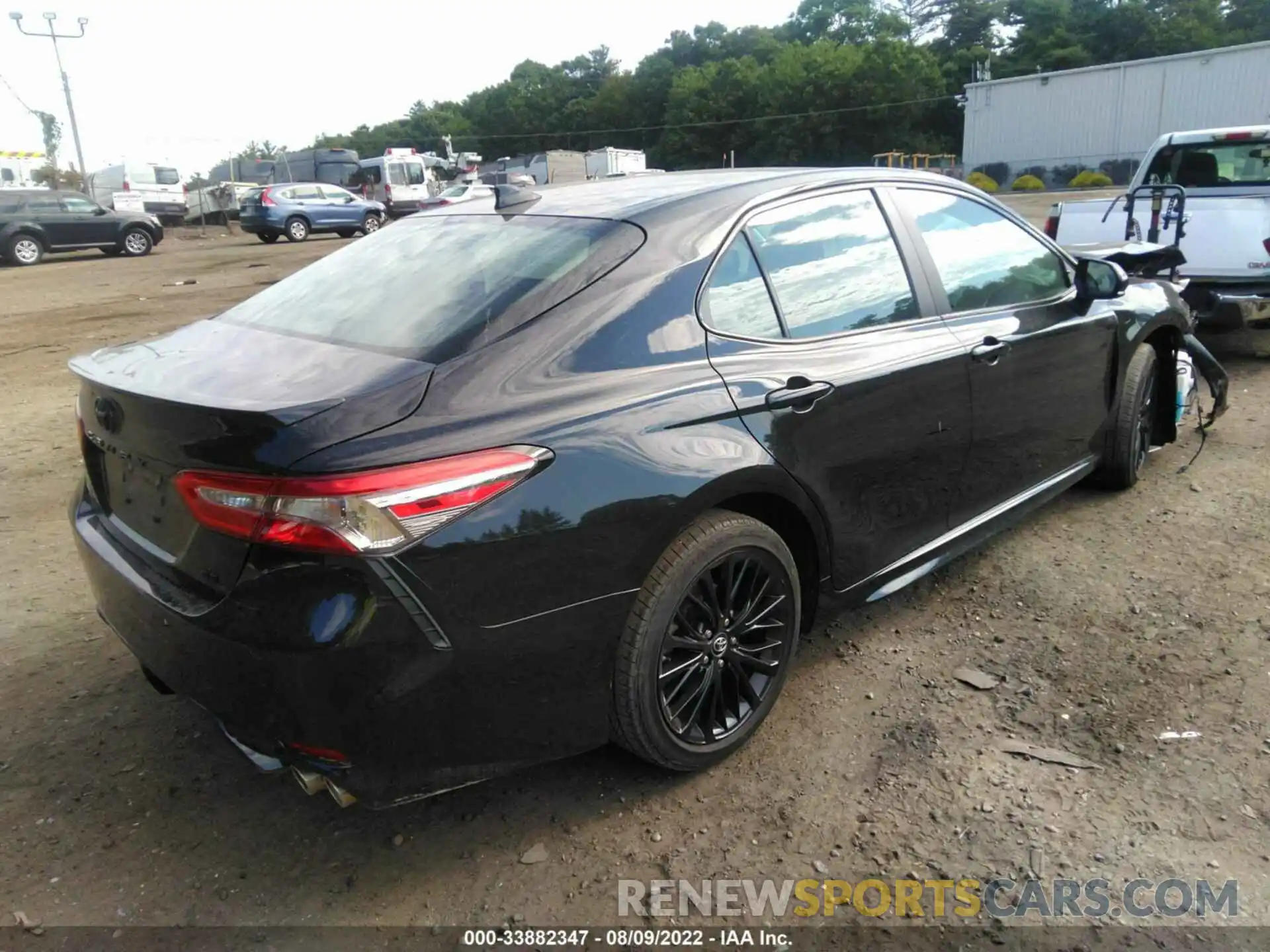 4 Photograph of a damaged car 4T1B11HK7KU295008 TOYOTA CAMRY 2019