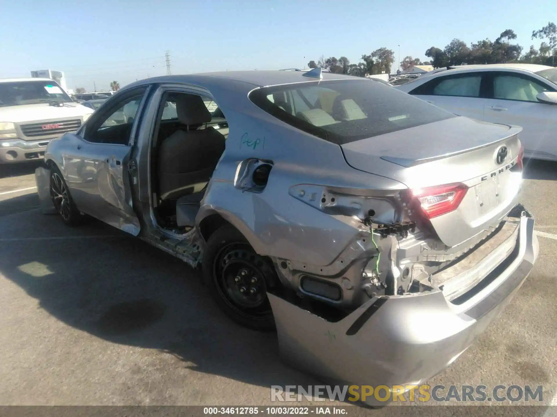 3 Photograph of a damaged car 4T1B11HK7KU297051 TOYOTA CAMRY 2019