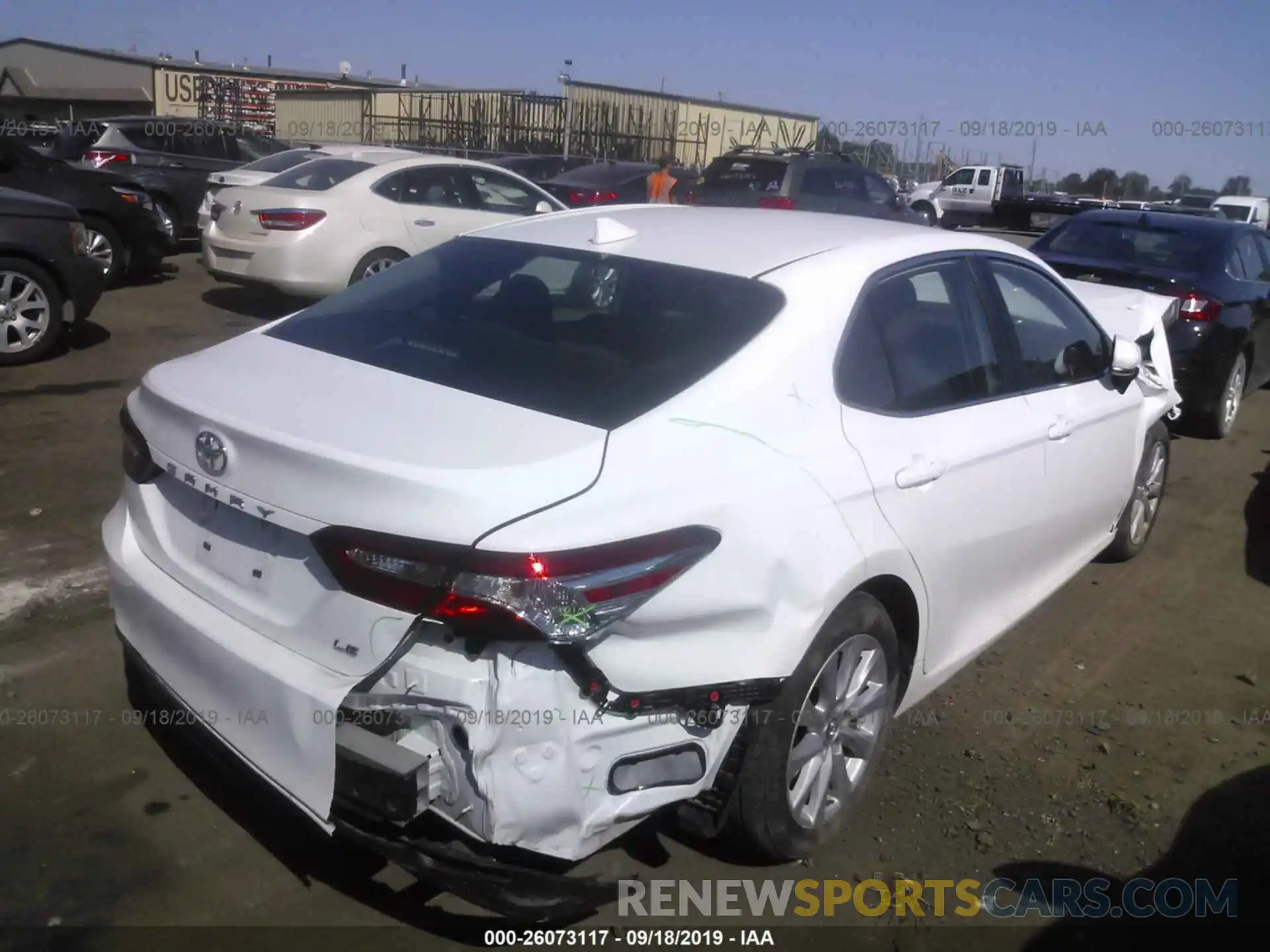 4 Photograph of a damaged car 4T1B11HK7KU680665 TOYOTA CAMRY 2019