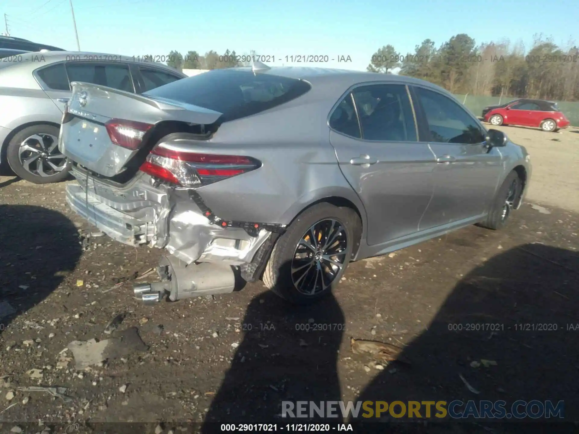 4 Photograph of a damaged car 4T1B11HK7KU683176 TOYOTA CAMRY 2019