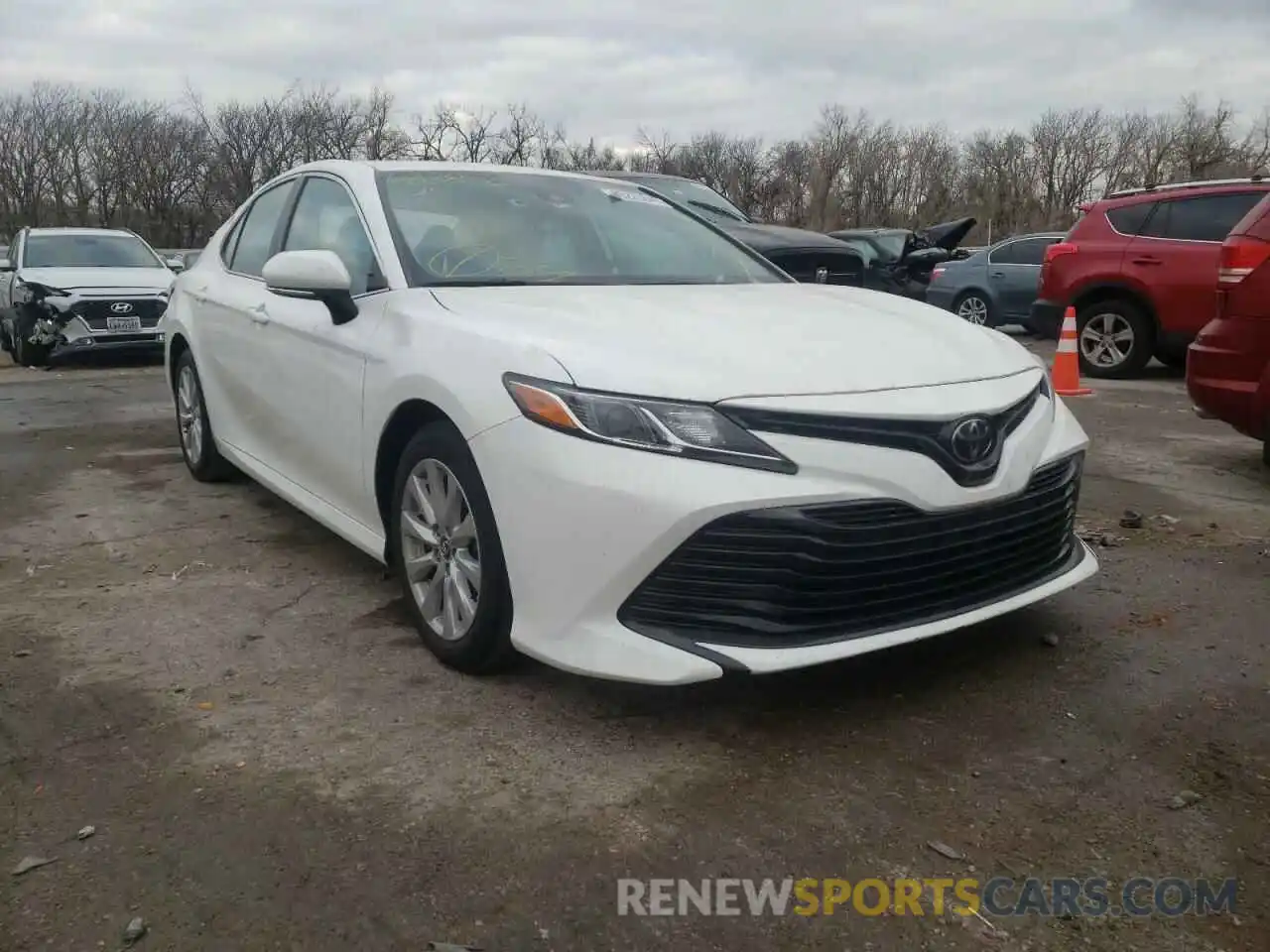 1 Photograph of a damaged car 4T1B11HK7KU683856 TOYOTA CAMRY 2019