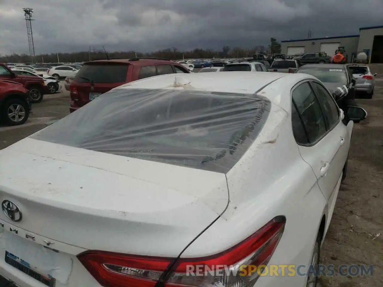 9 Photograph of a damaged car 4T1B11HK7KU683856 TOYOTA CAMRY 2019