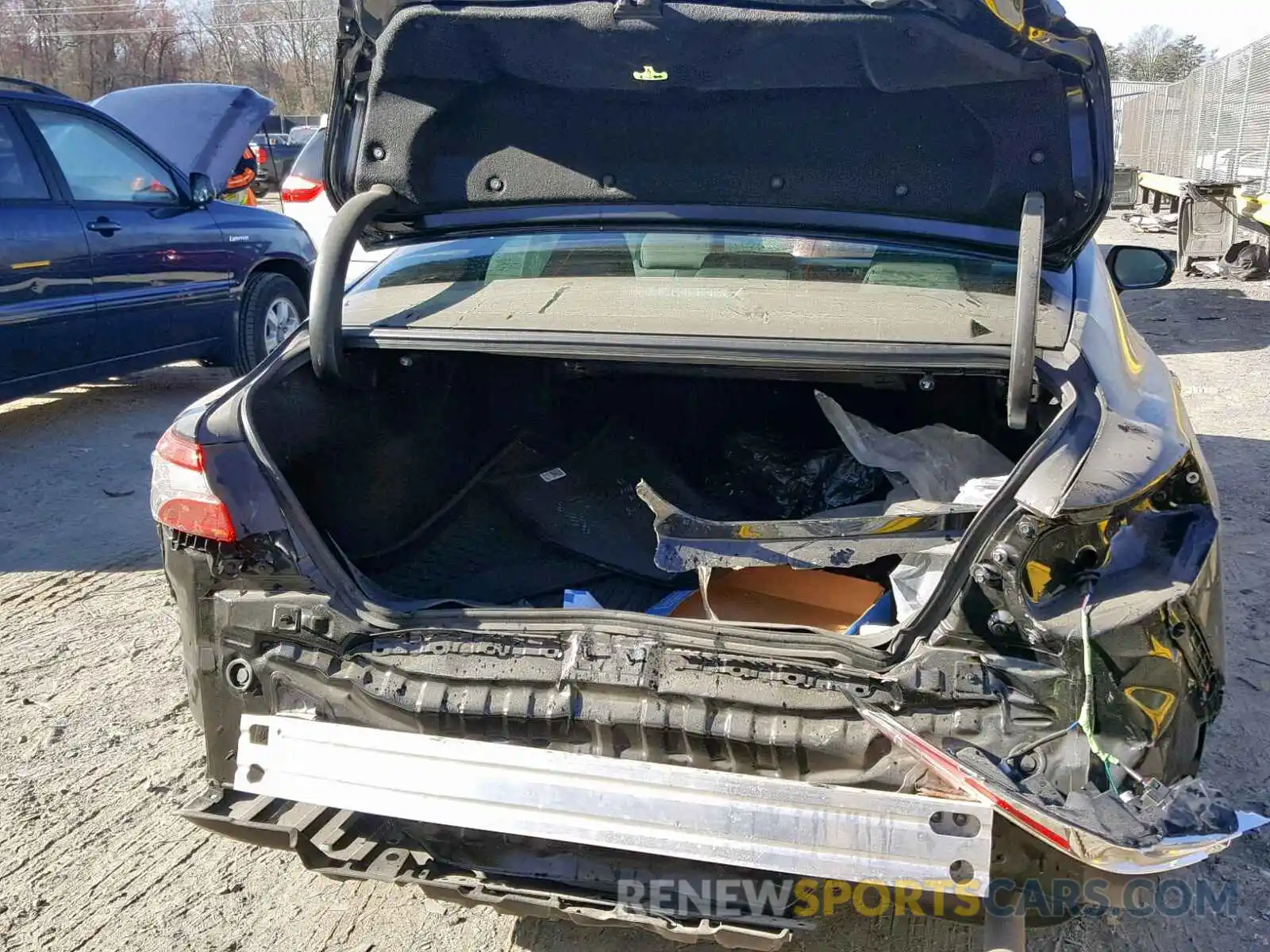 9 Photograph of a damaged car 4T1B11HK7KU685252 TOYOTA CAMRY 2019