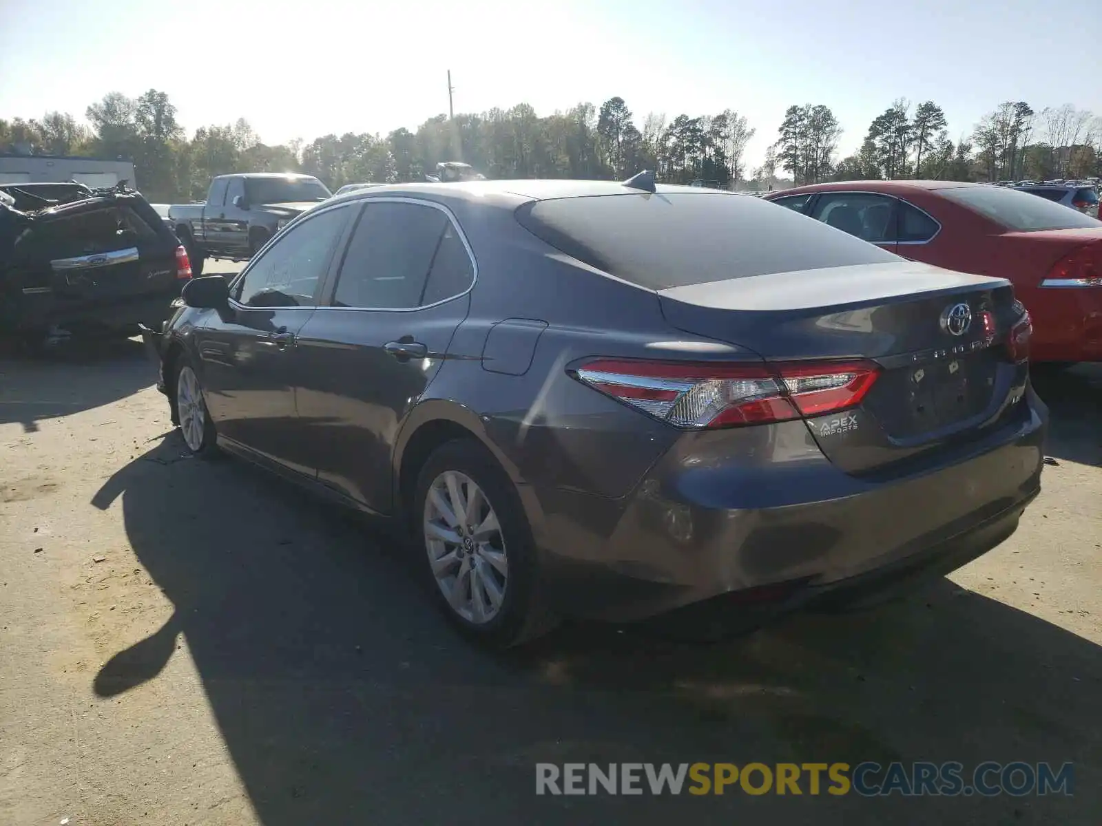 3 Photograph of a damaged car 4T1B11HK7KU687681 TOYOTA CAMRY 2019