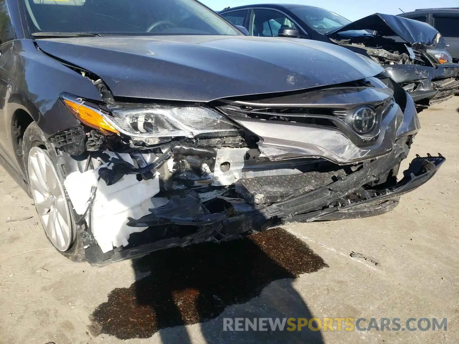 9 Photograph of a damaged car 4T1B11HK7KU687681 TOYOTA CAMRY 2019