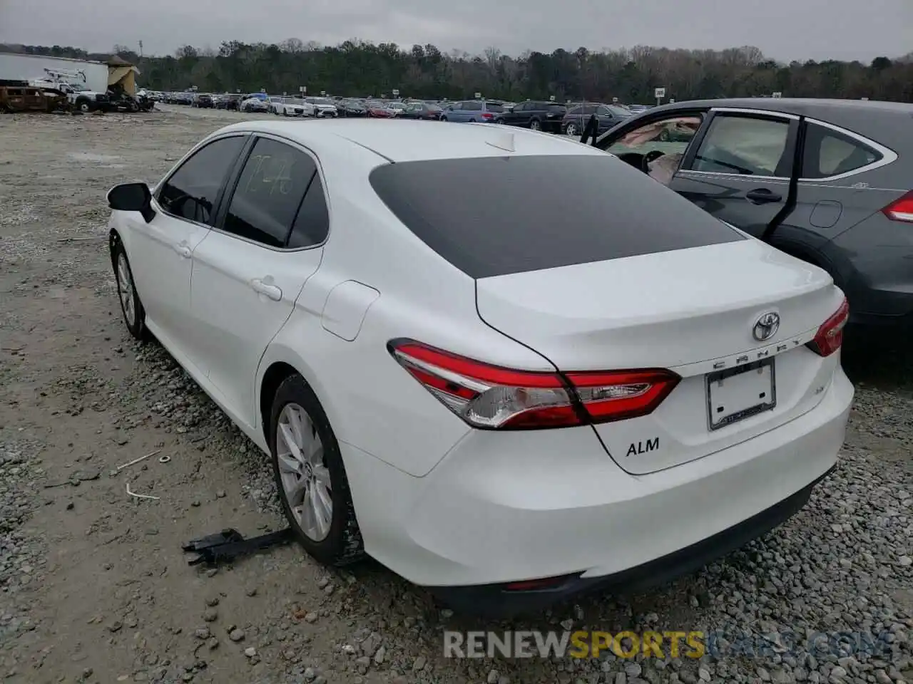 3 Photograph of a damaged car 4T1B11HK7KU689205 TOYOTA CAMRY 2019