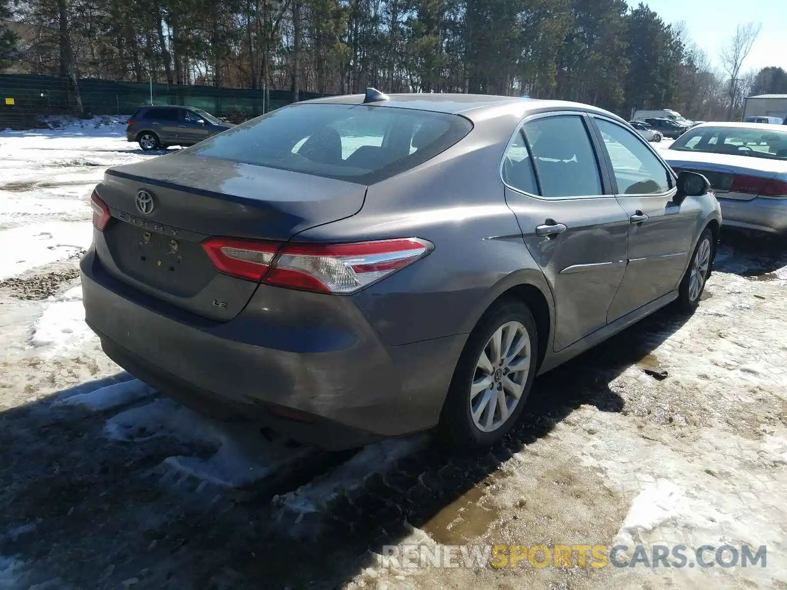 4 Photograph of a damaged car 4T1B11HK7KU689933 TOYOTA CAMRY 2019