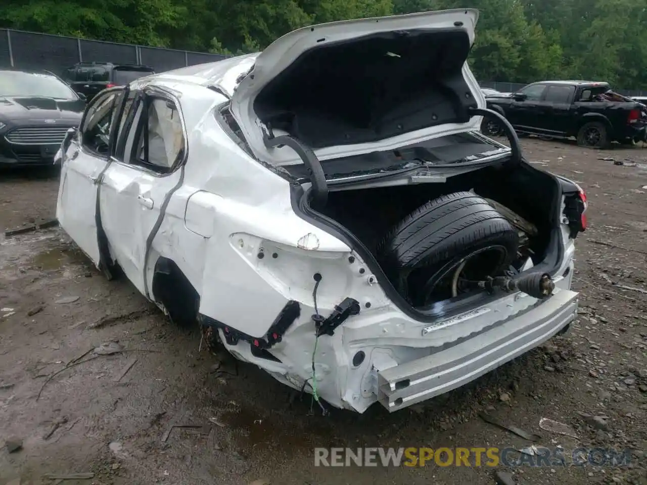 3 Photograph of a damaged car 4T1B11HK7KU690631 TOYOTA CAMRY 2019