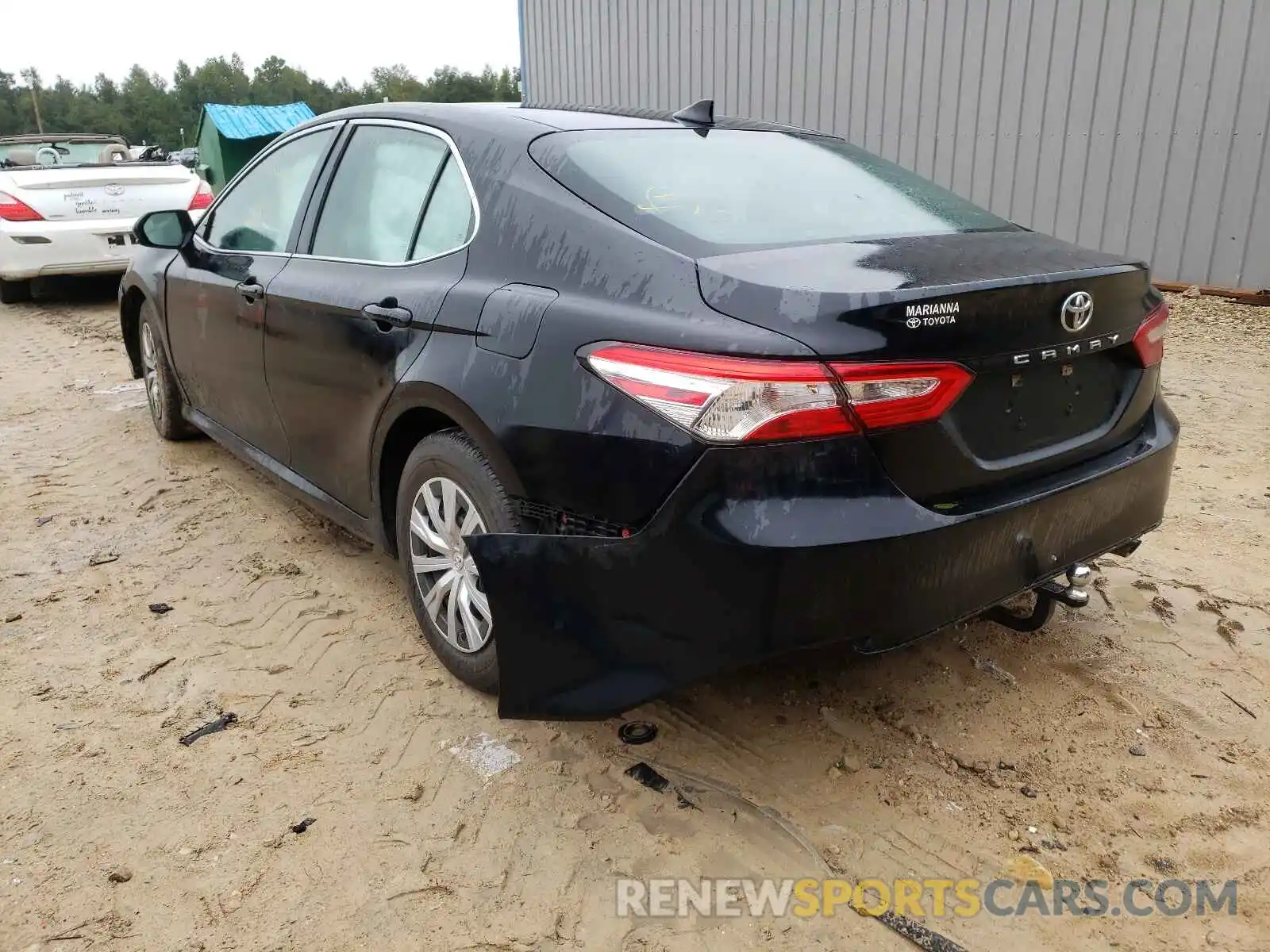 3 Photograph of a damaged car 4T1B11HK7KU690838 TOYOTA CAMRY 2019