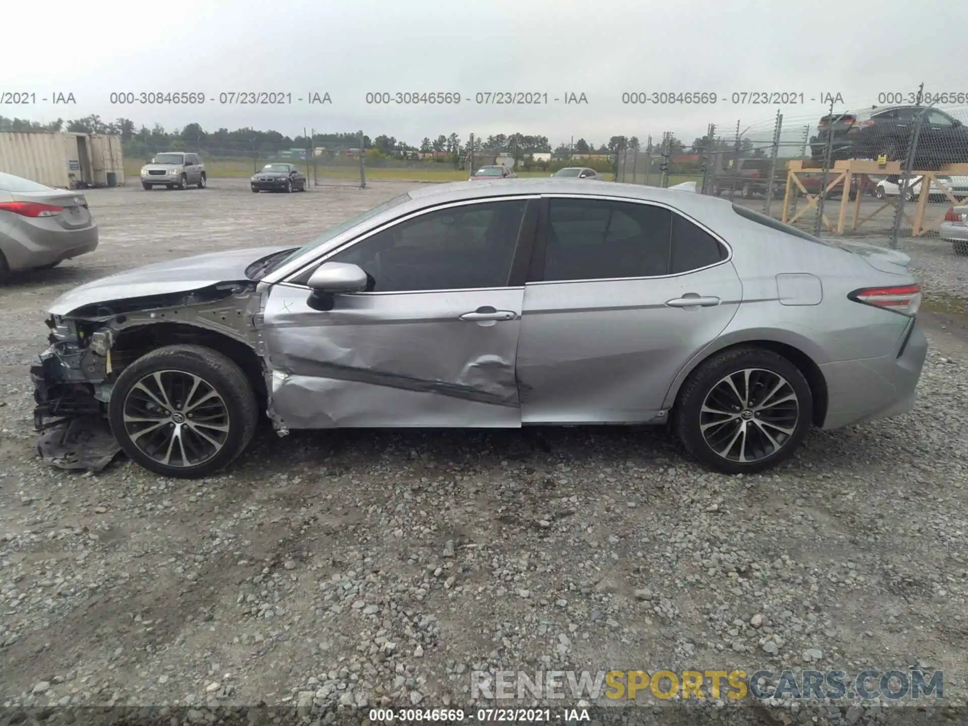 6 Photograph of a damaged car 4T1B11HK7KU690886 TOYOTA CAMRY 2019