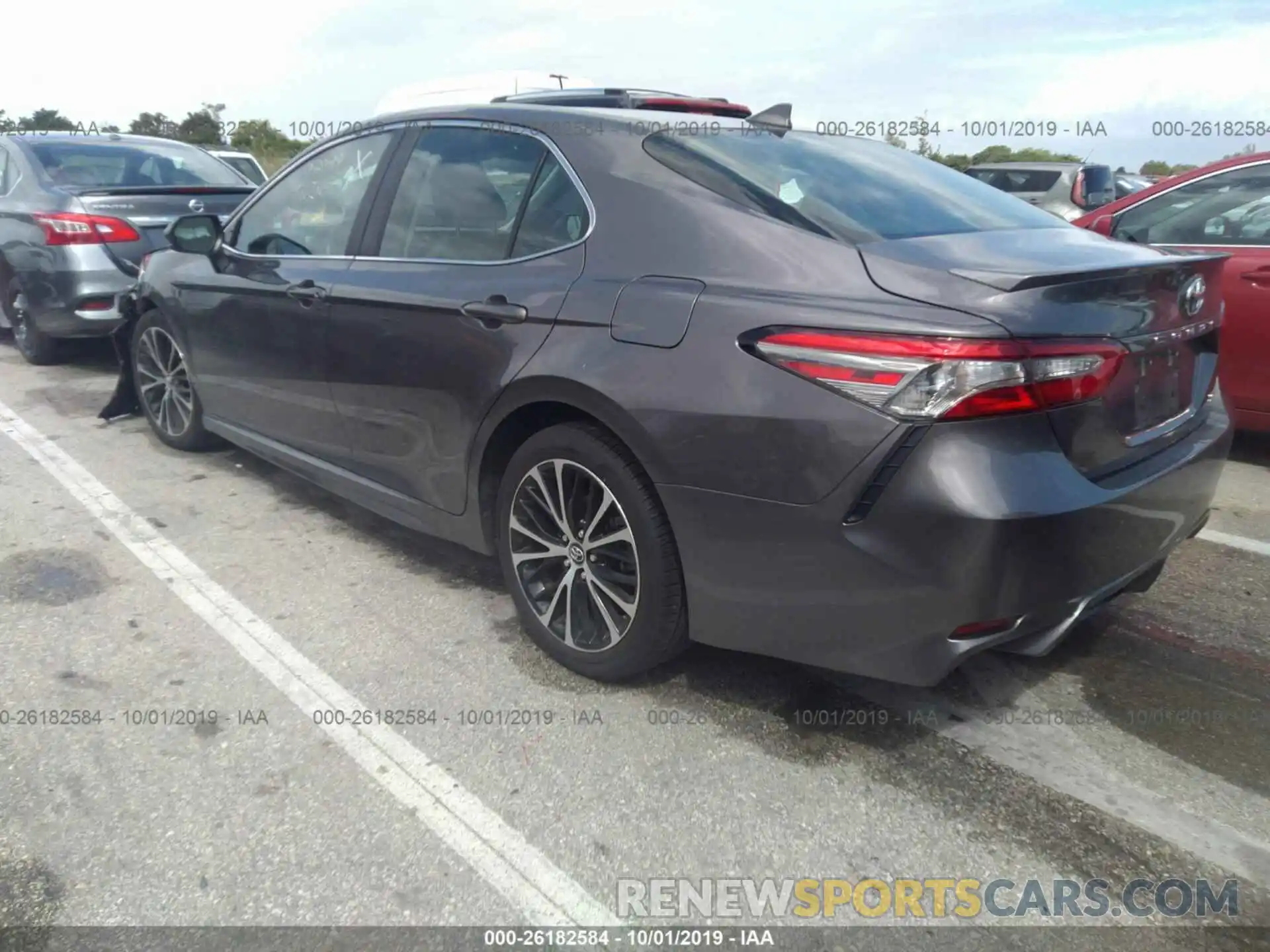 3 Photograph of a damaged car 4T1B11HK7KU691312 TOYOTA CAMRY 2019