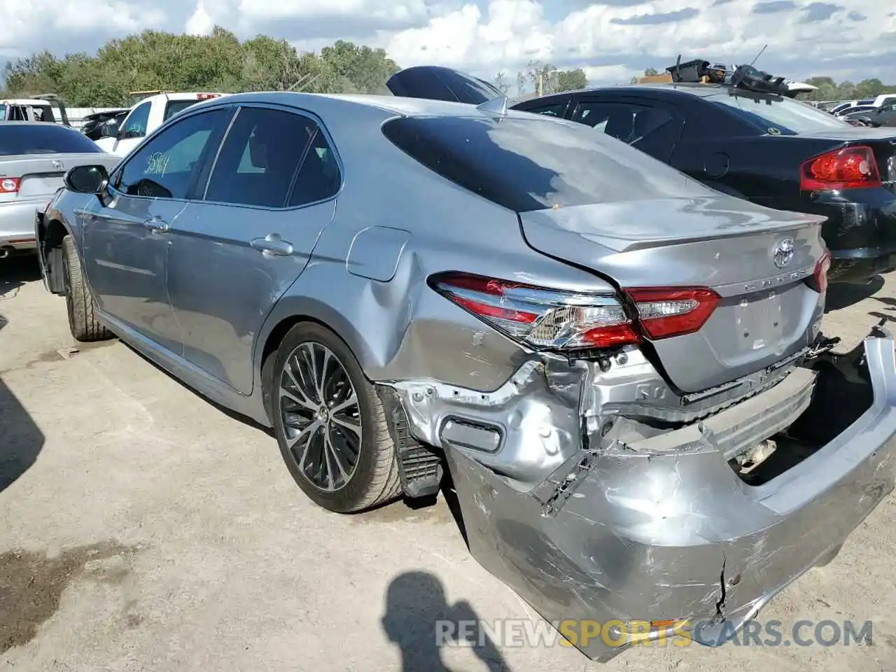 3 Фотография поврежденного автомобиля 4T1B11HK7KU691438 TOYOTA CAMRY 2019