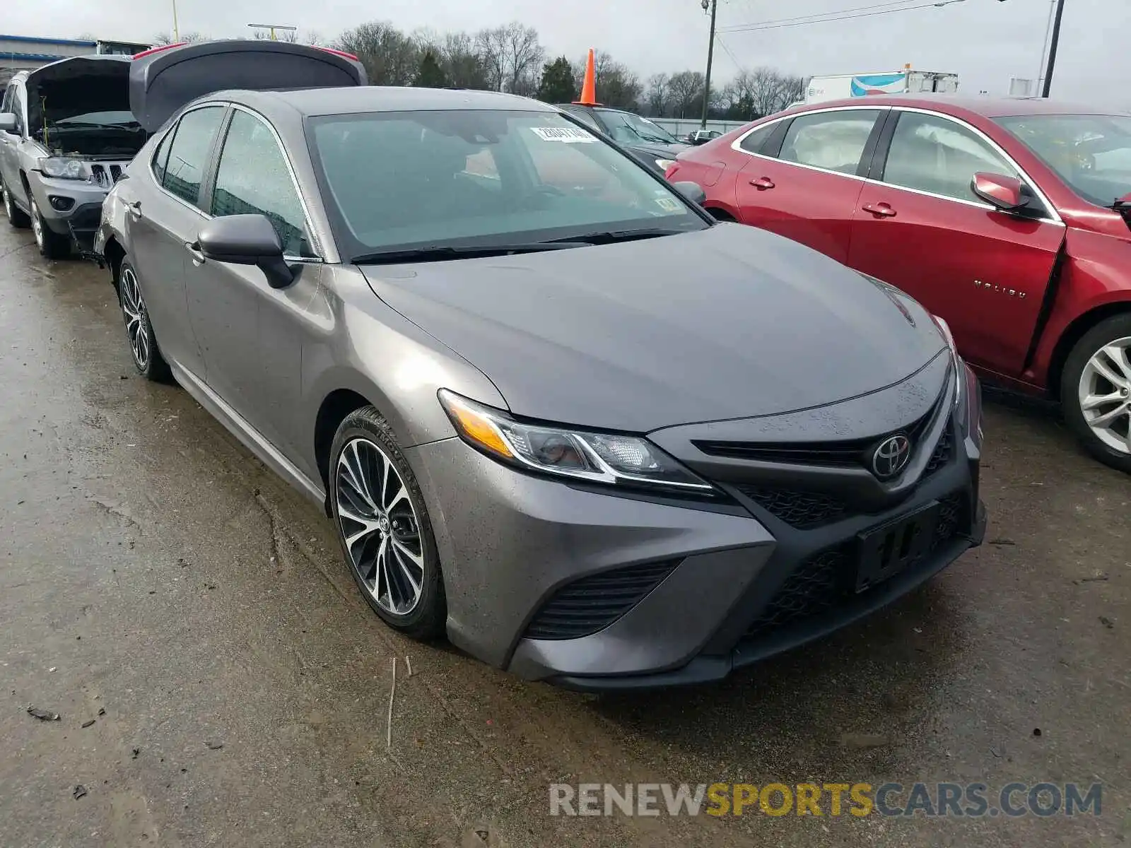 1 Photograph of a damaged car 4T1B11HK7KU691875 TOYOTA CAMRY 2019