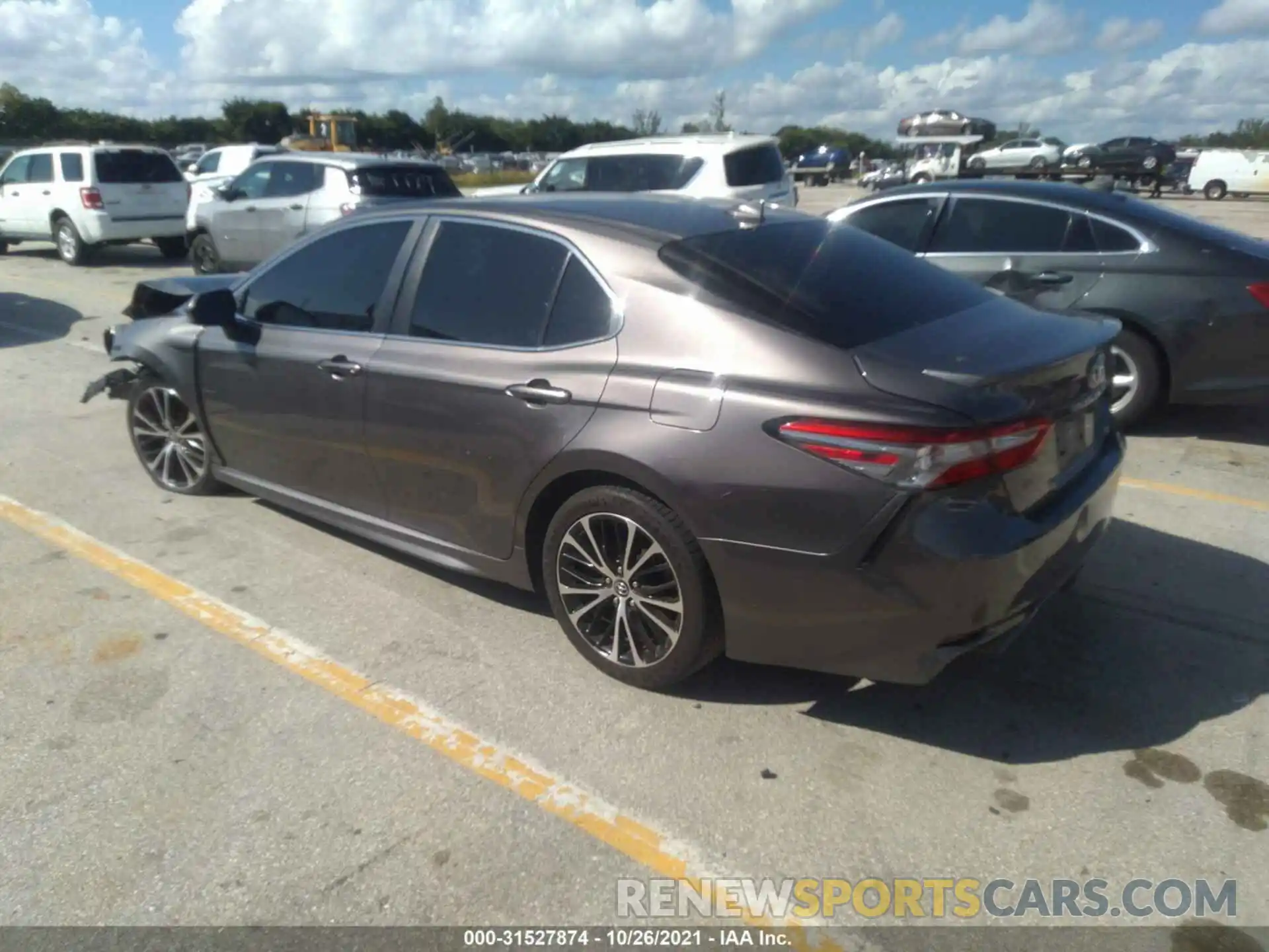 3 Photograph of a damaged car 4T1B11HK7KU692430 TOYOTA CAMRY 2019