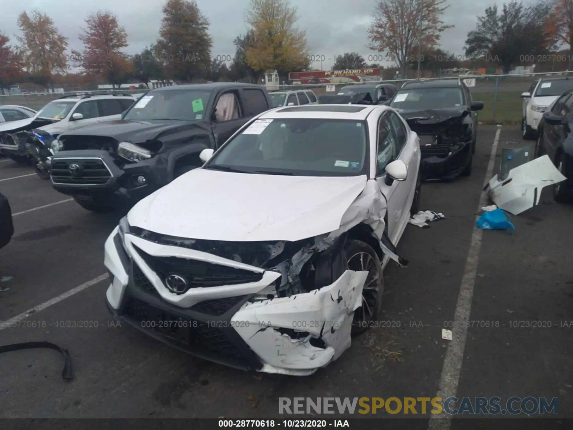 6 Photograph of a damaged car 4T1B11HK7KU692623 TOYOTA CAMRY 2019