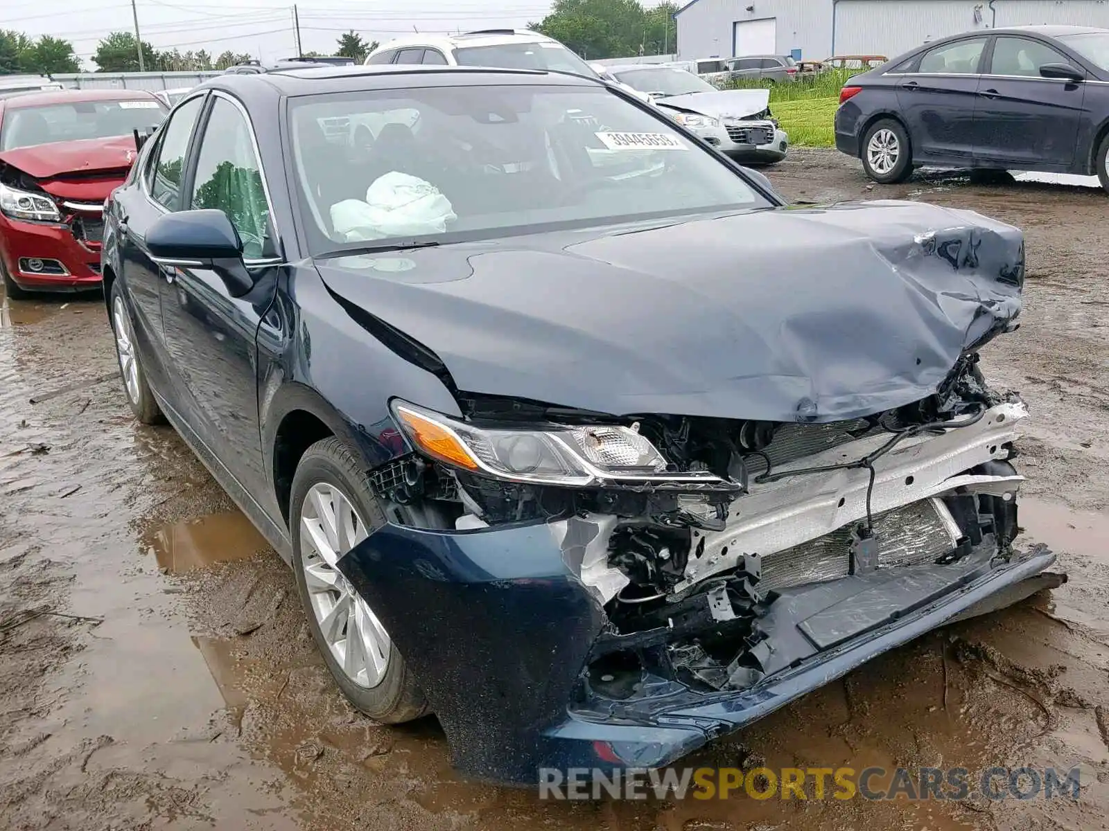 1 Photograph of a damaged car 4T1B11HK7KU692802 TOYOTA CAMRY 2019