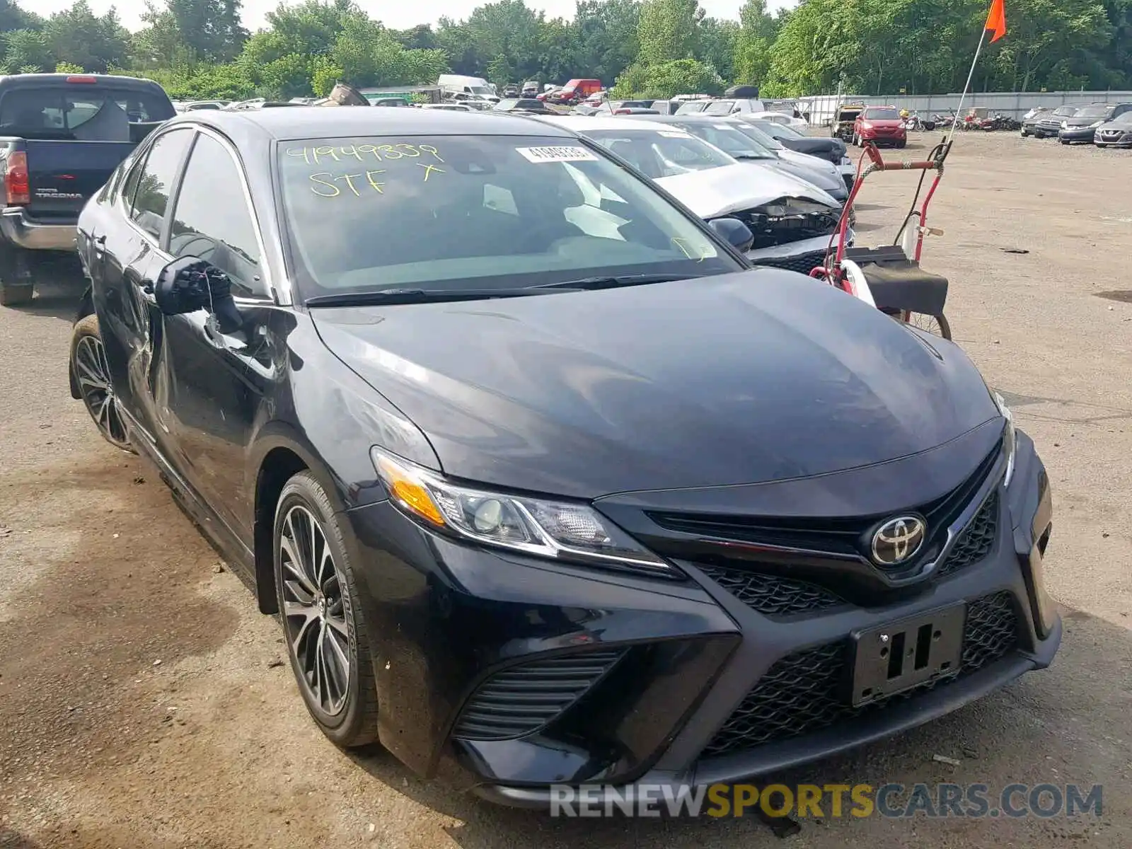 1 Photograph of a damaged car 4T1B11HK7KU692816 TOYOTA CAMRY 2019