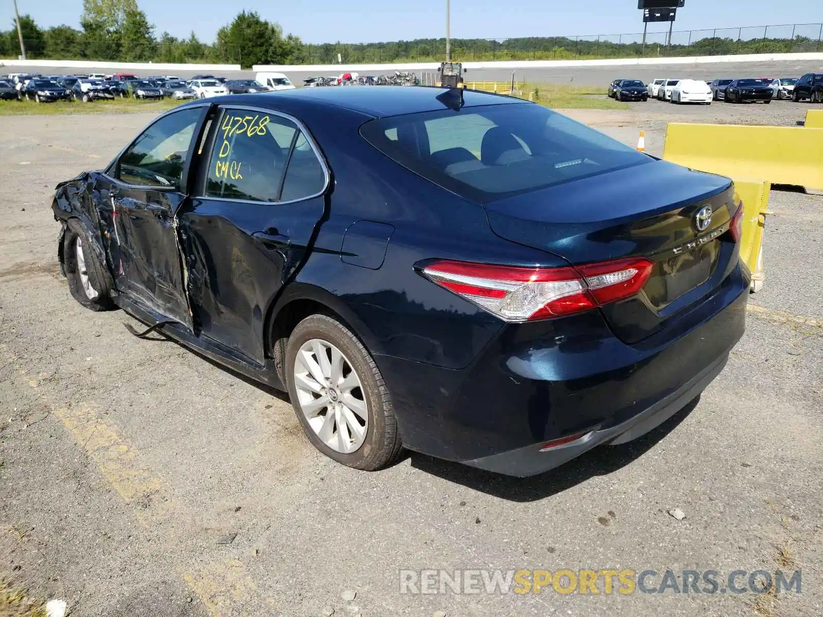 3 Photograph of a damaged car 4T1B11HK7KU695764 TOYOTA CAMRY 2019