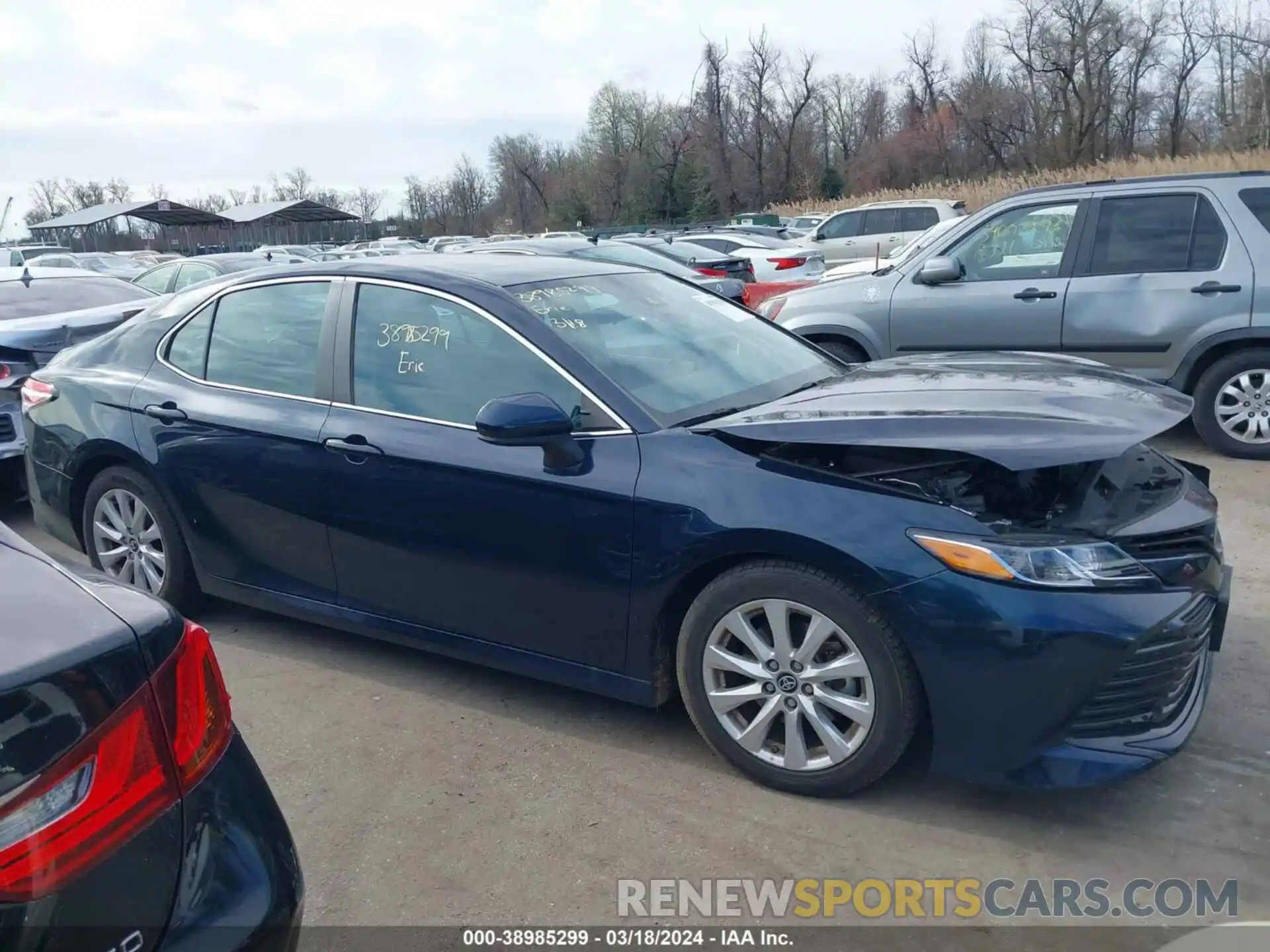 13 Photograph of a damaged car 4T1B11HK7KU696090 TOYOTA CAMRY 2019