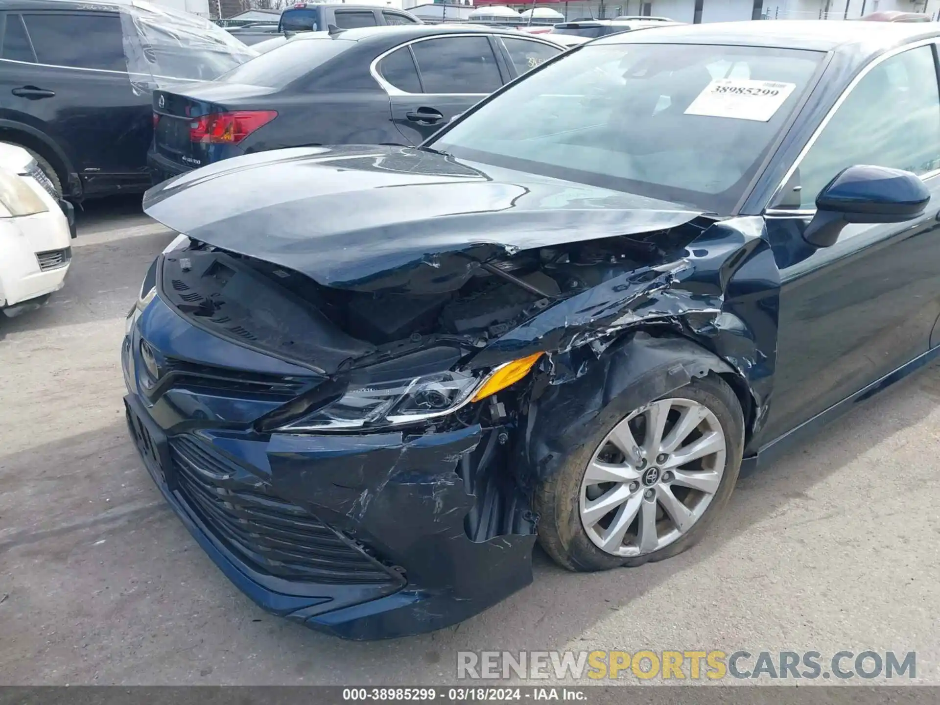 6 Photograph of a damaged car 4T1B11HK7KU696090 TOYOTA CAMRY 2019