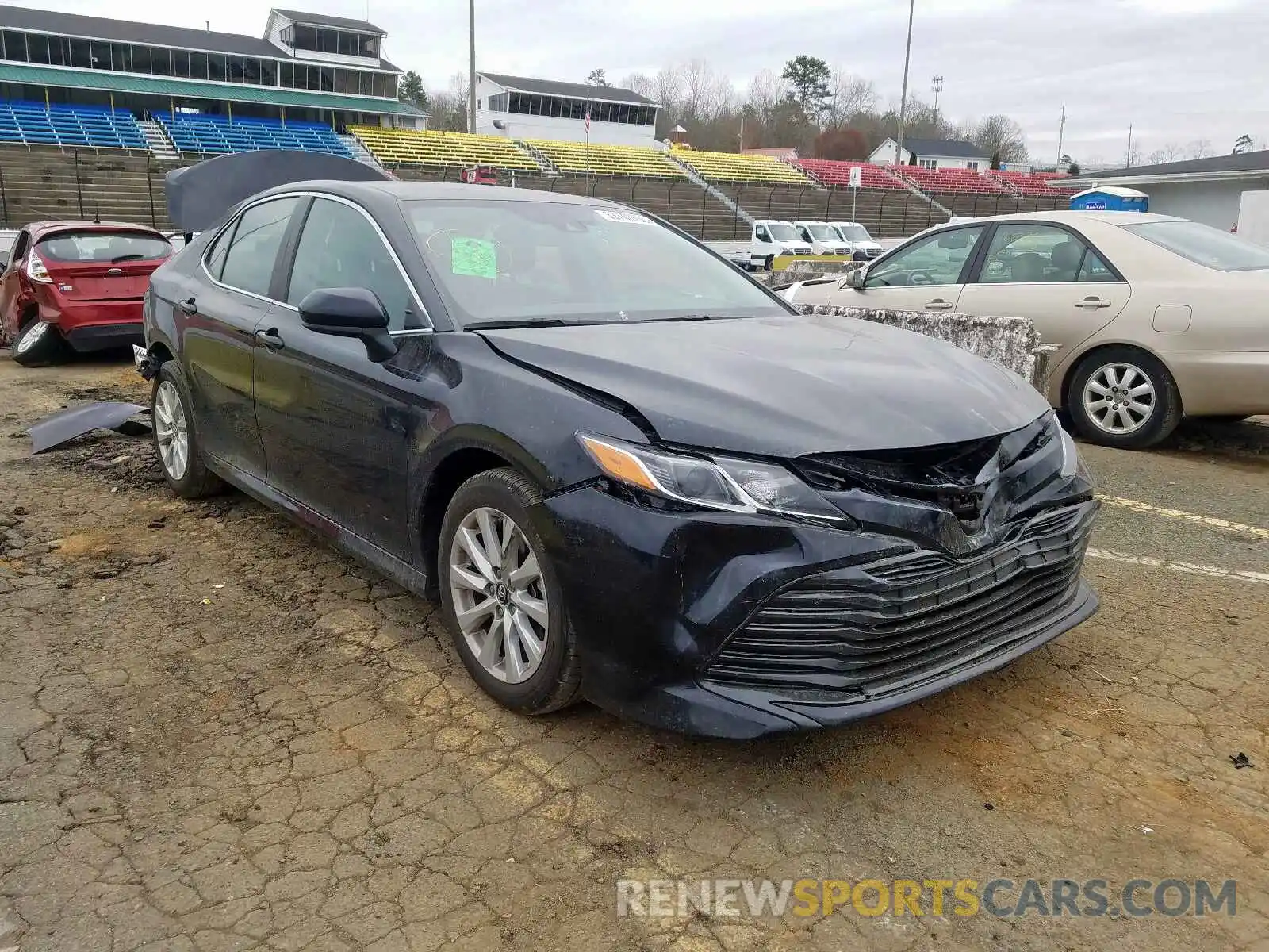 1 Photograph of a damaged car 4T1B11HK7KU696994 TOYOTA CAMRY 2019