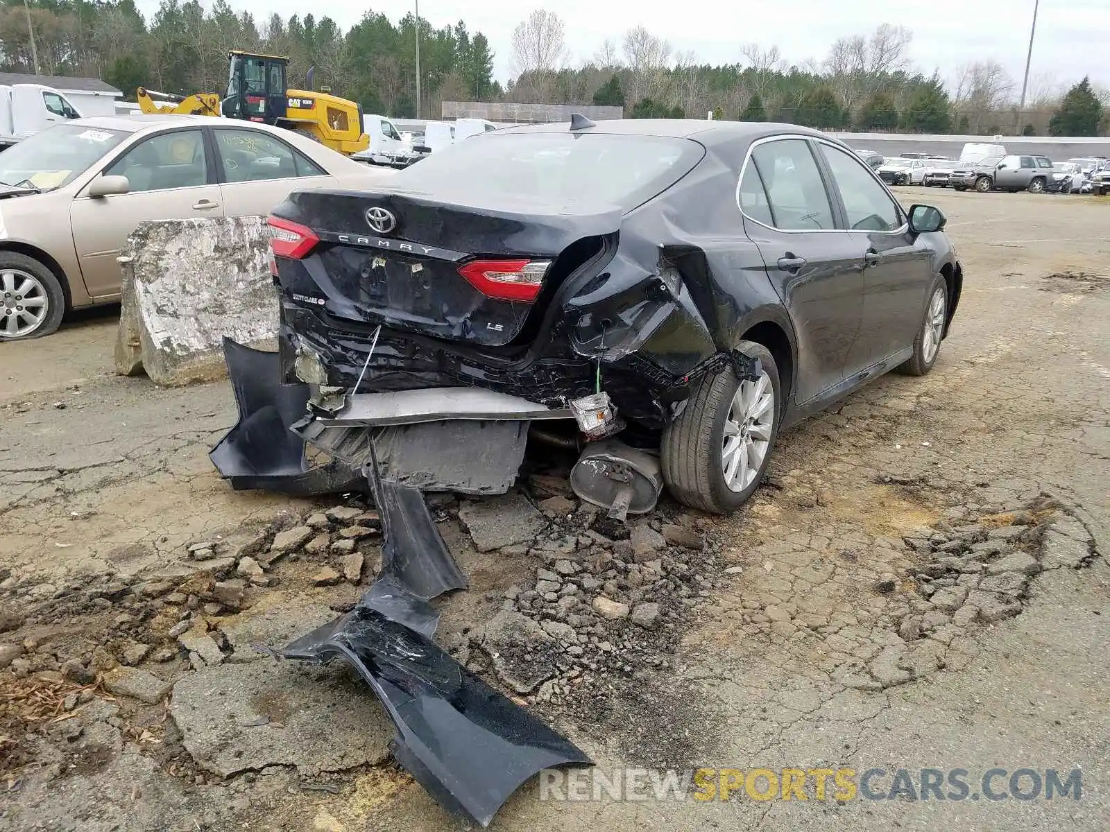 4 Photograph of a damaged car 4T1B11HK7KU696994 TOYOTA CAMRY 2019