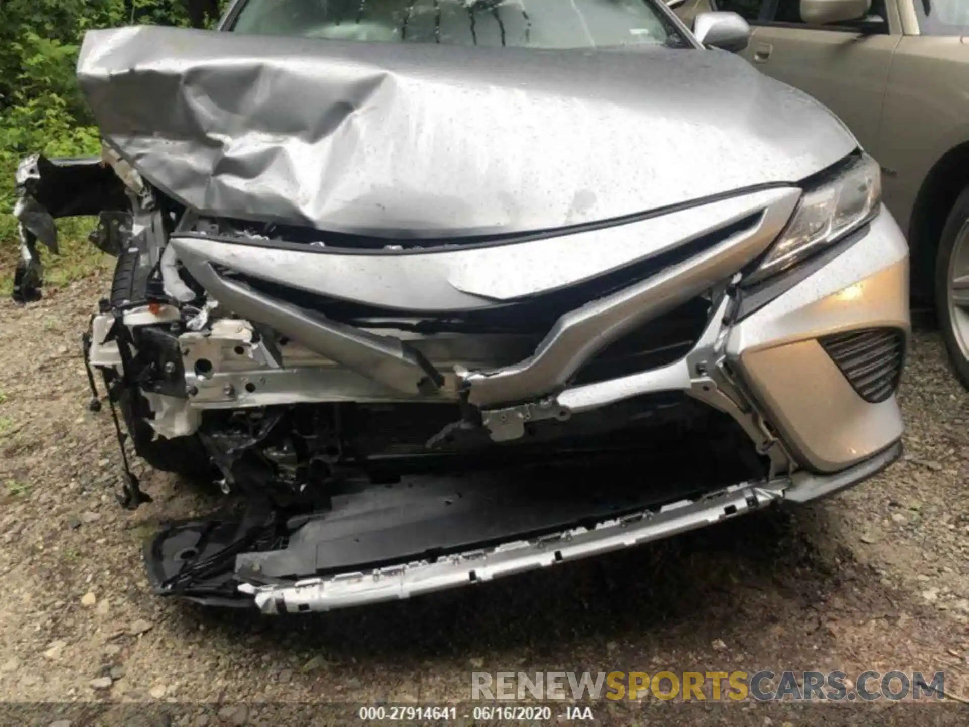 9 Фотография поврежденного автомобиля 4T1B11HK7KU700283 TOYOTA CAMRY 2019