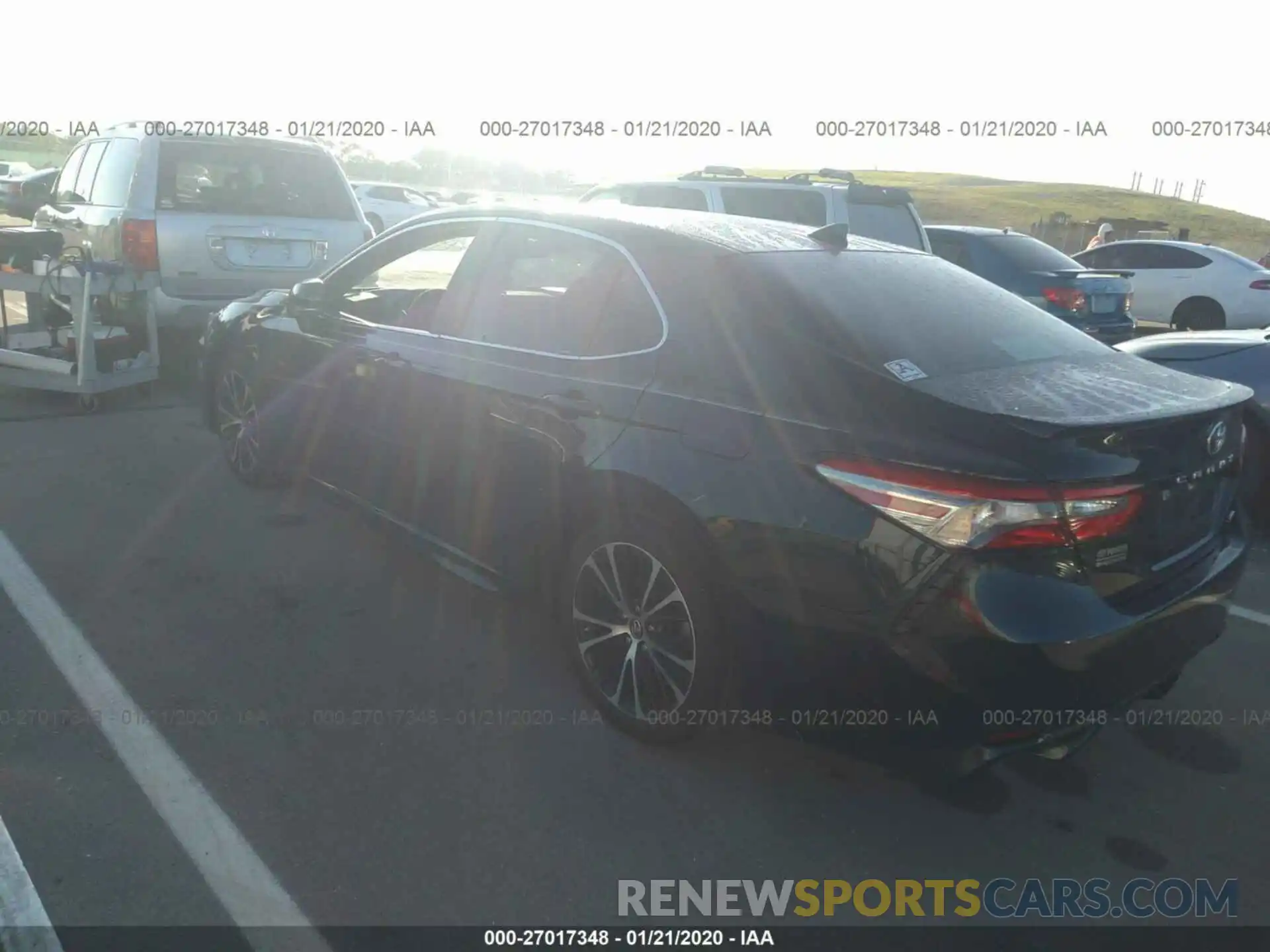 3 Photograph of a damaged car 4T1B11HK7KU701319 TOYOTA CAMRY 2019