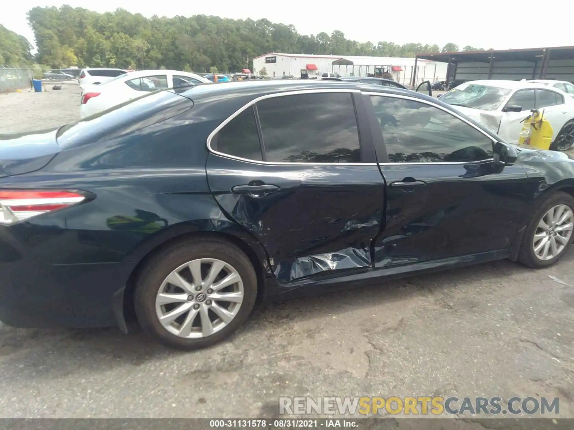 6 Photograph of a damaged car 4T1B11HK7KU702583 TOYOTA CAMRY 2019