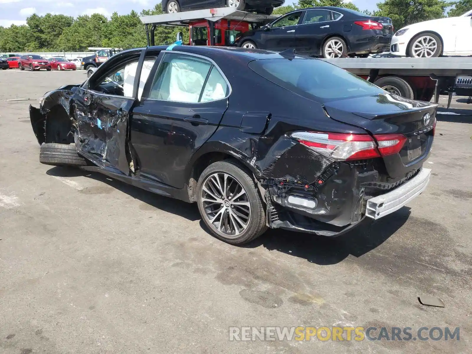 3 Photograph of a damaged car 4T1B11HK7KU703457 TOYOTA CAMRY 2019