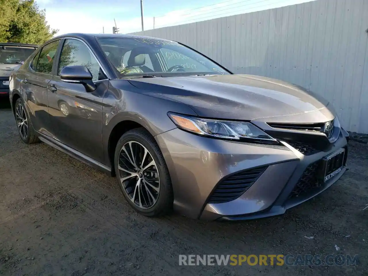 1 Photograph of a damaged car 4T1B11HK7KU705645 TOYOTA CAMRY 2019