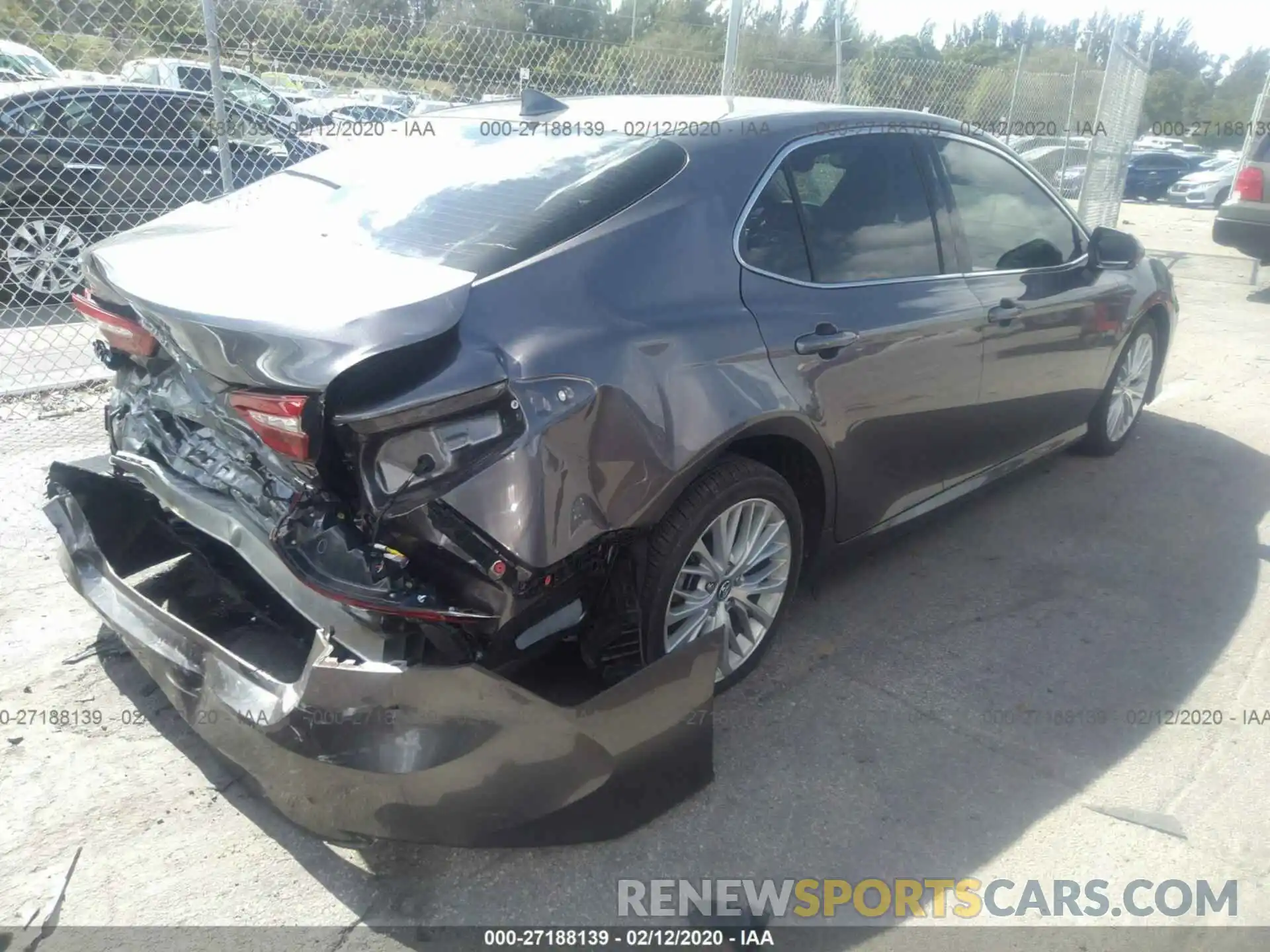 4 Photograph of a damaged car 4T1B11HK7KU707380 TOYOTA CAMRY 2019