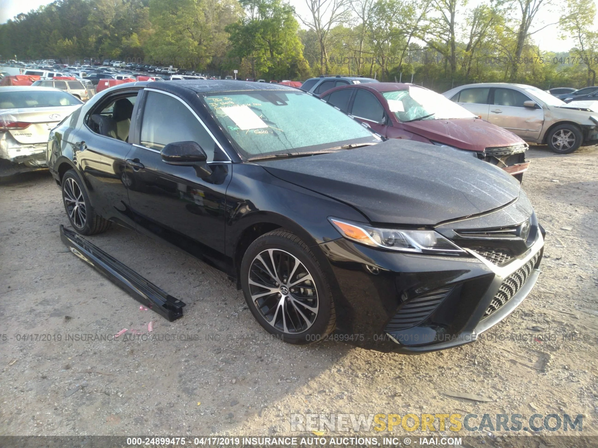 1 Photograph of a damaged car 4T1B11HK7KU708027 TOYOTA CAMRY 2019