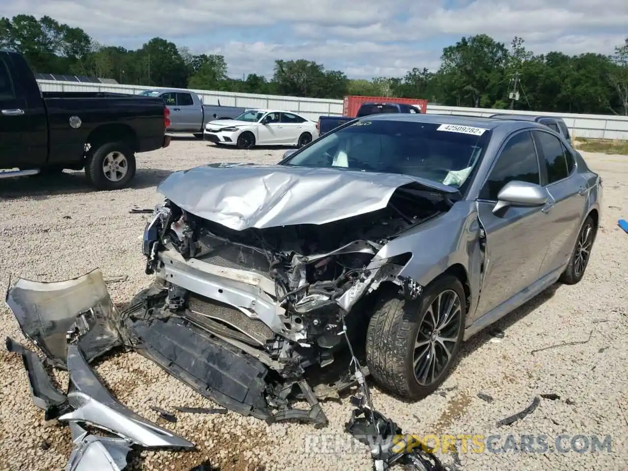 2 Photograph of a damaged car 4T1B11HK7KU709999 TOYOTA CAMRY 2019