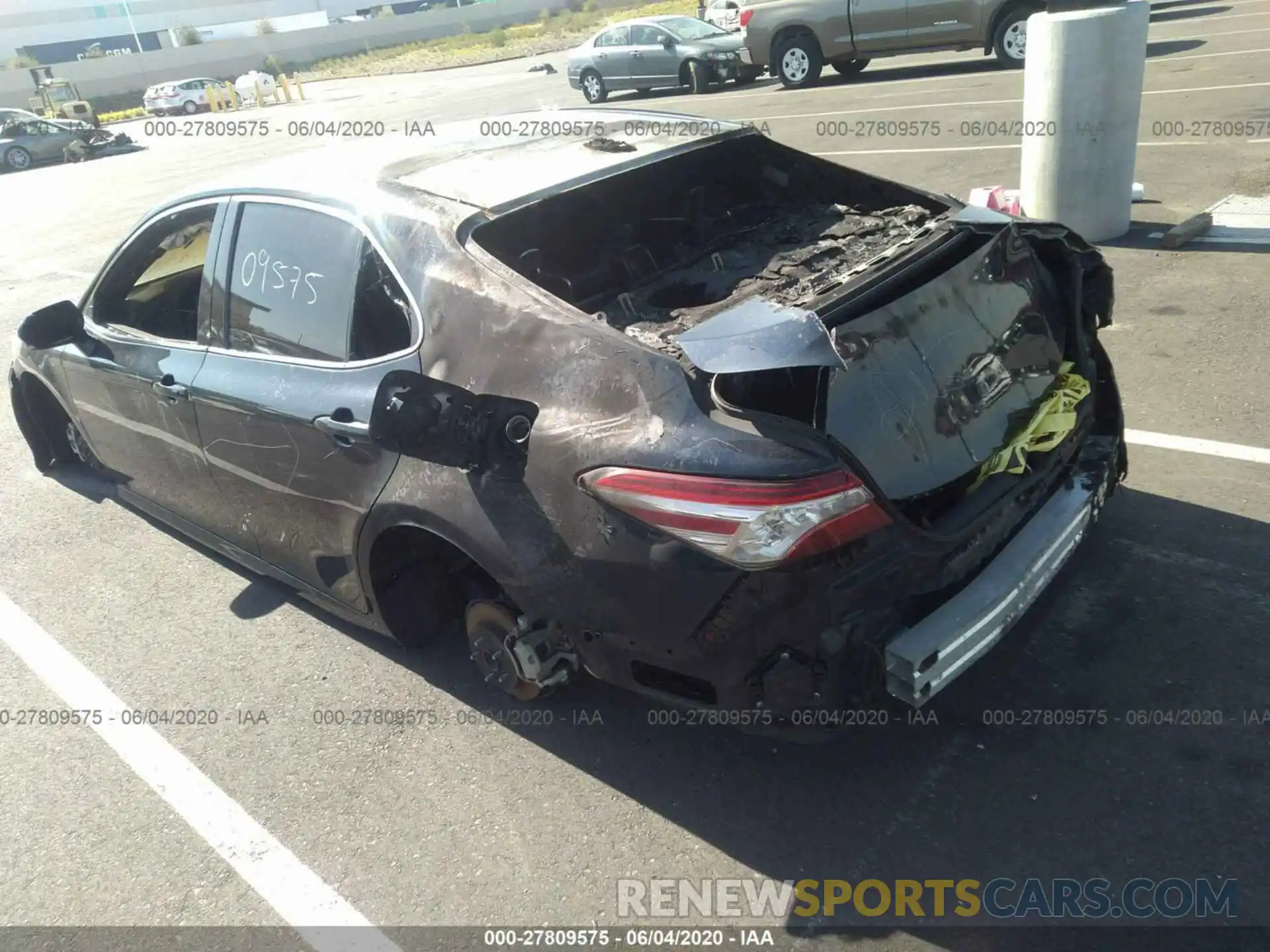 3 Photograph of a damaged car 4T1B11HK7KU711154 TOYOTA CAMRY 2019