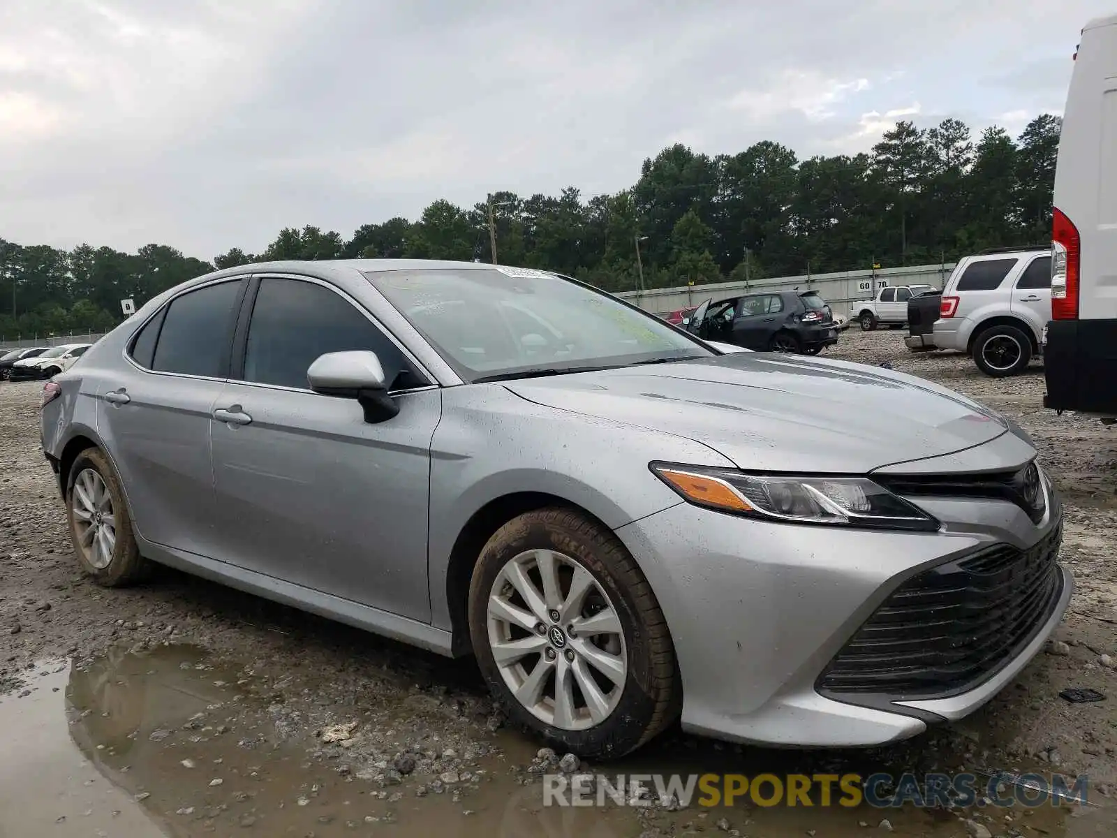 1 Photograph of a damaged car 4T1B11HK7KU713664 TOYOTA CAMRY 2019