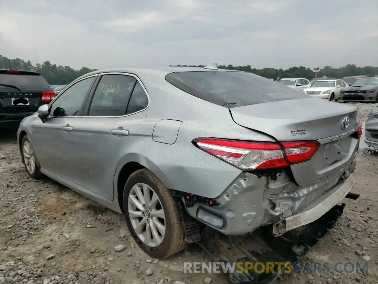 3 Photograph of a damaged car 4T1B11HK7KU713664 TOYOTA CAMRY 2019