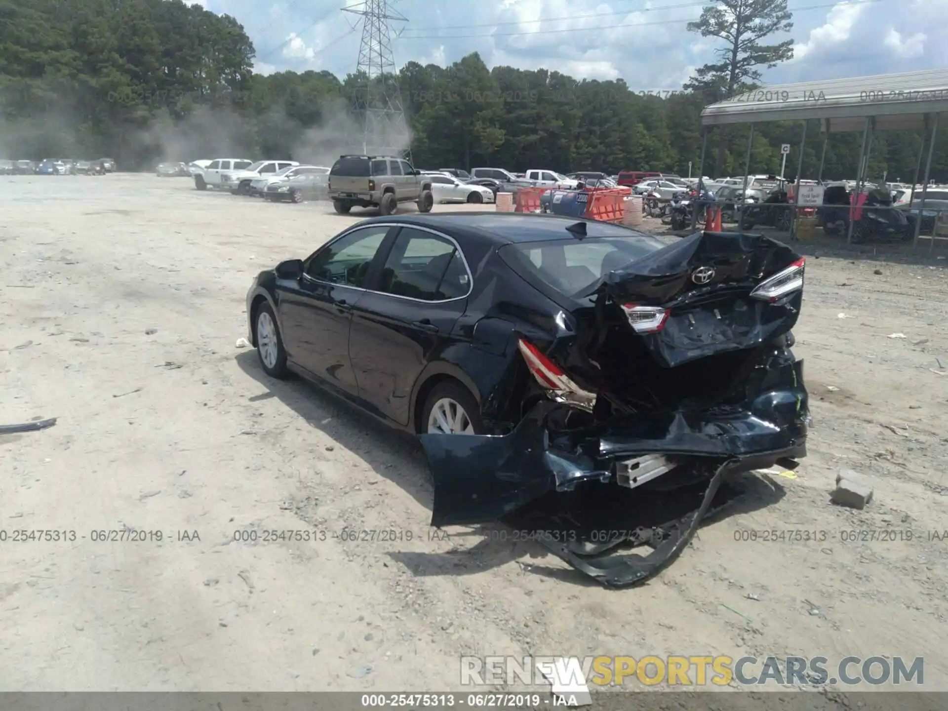 3 Photograph of a damaged car 4T1B11HK7KU714264 TOYOTA CAMRY 2019