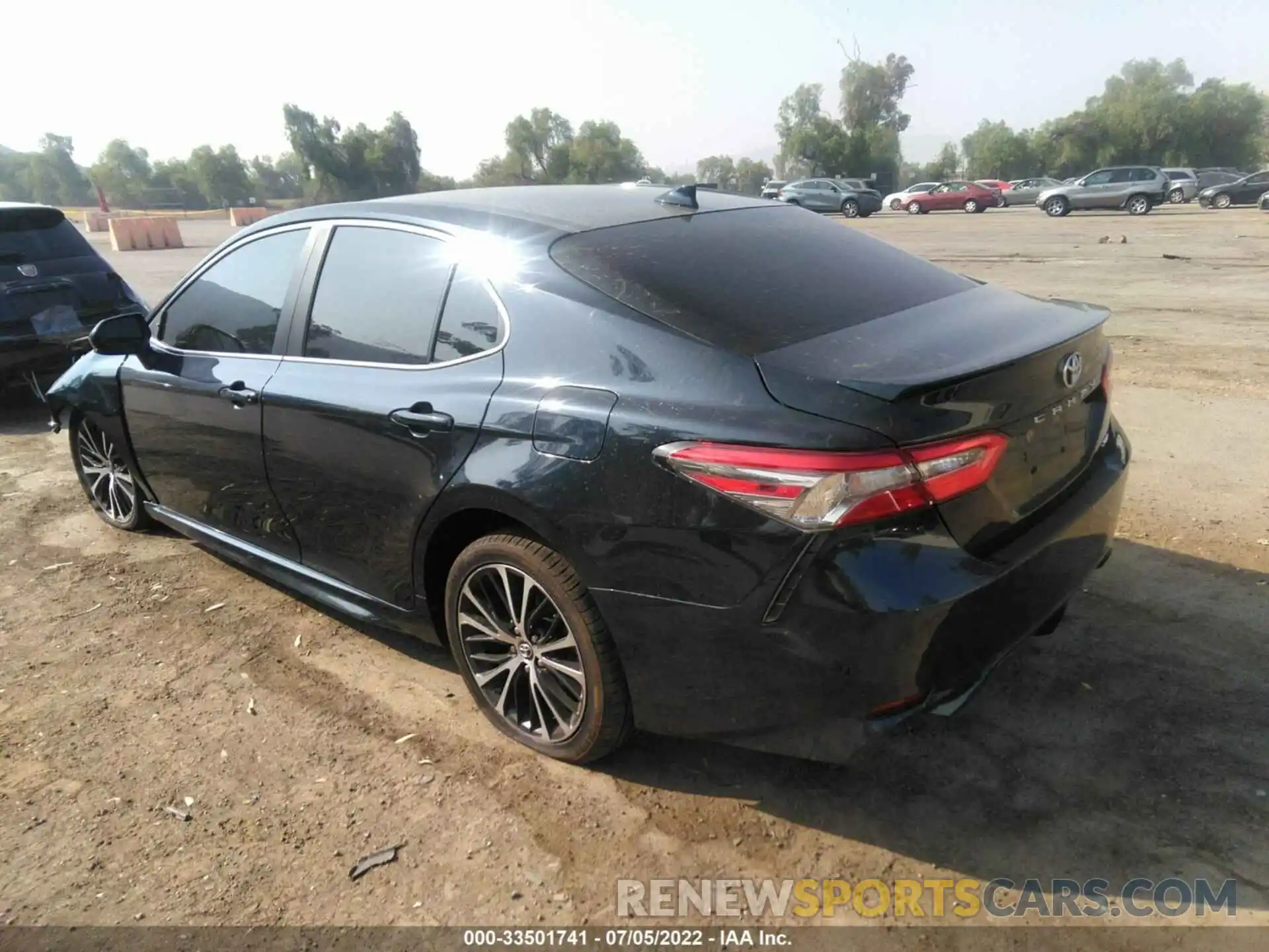 3 Фотография поврежденного автомобиля 4T1B11HK7KU714474 TOYOTA CAMRY 2019