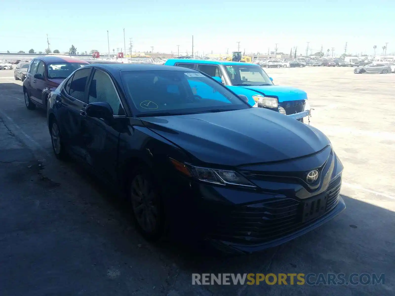 1 Photograph of a damaged car 4T1B11HK7KU717147 TOYOTA CAMRY 2019