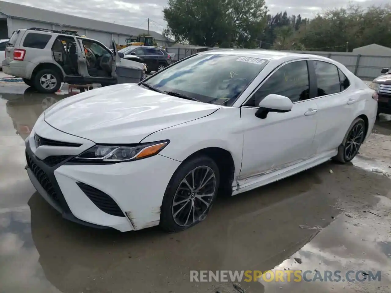 2 Photograph of a damaged car 4T1B11HK7KU717536 TOYOTA CAMRY 2019