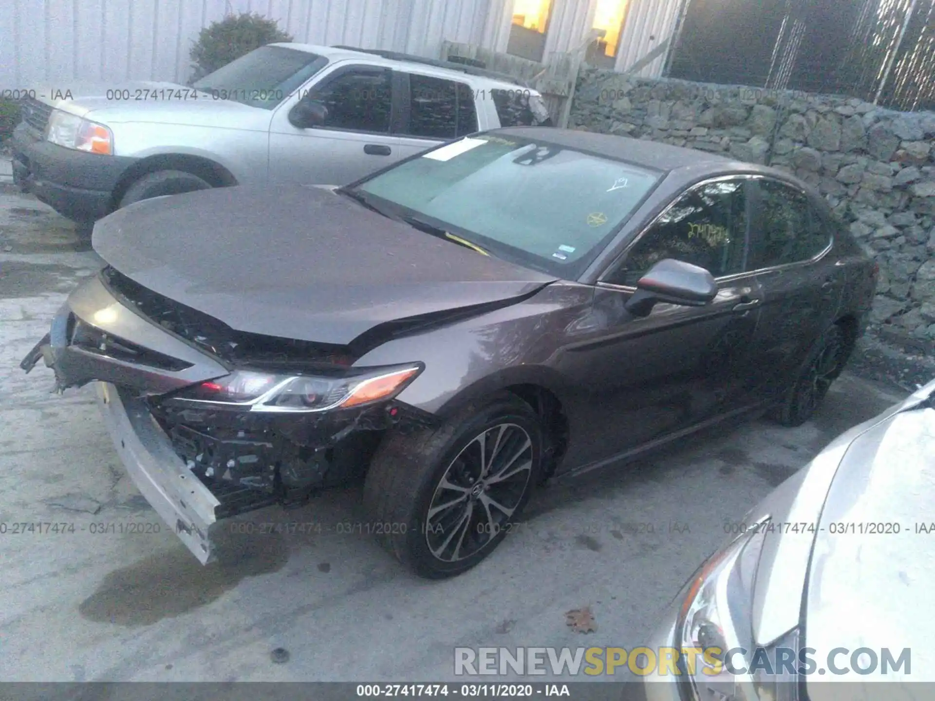 2 Photograph of a damaged car 4T1B11HK7KU718346 TOYOTA CAMRY 2019