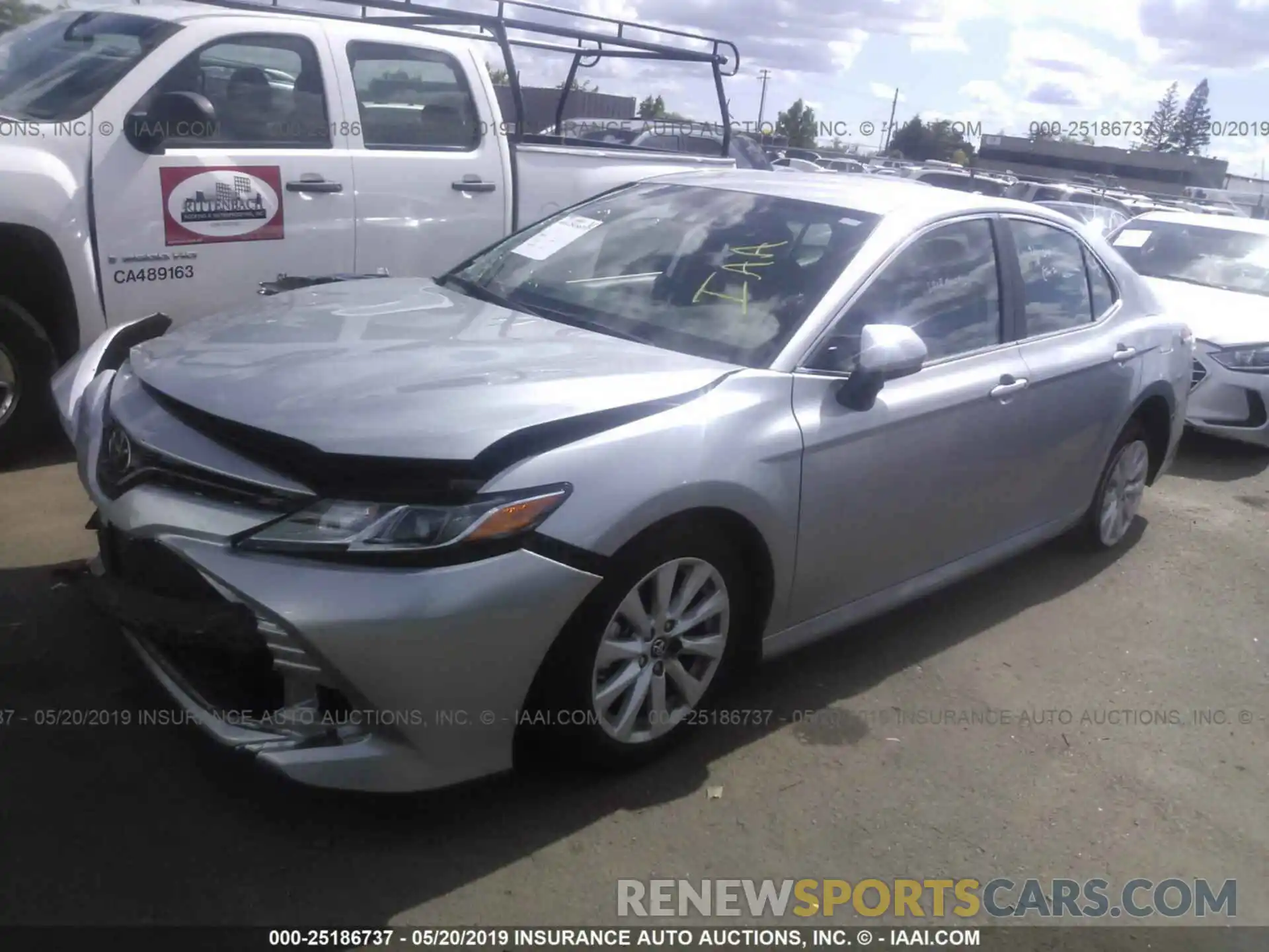 2 Photograph of a damaged car 4T1B11HK7KU718458 TOYOTA CAMRY 2019