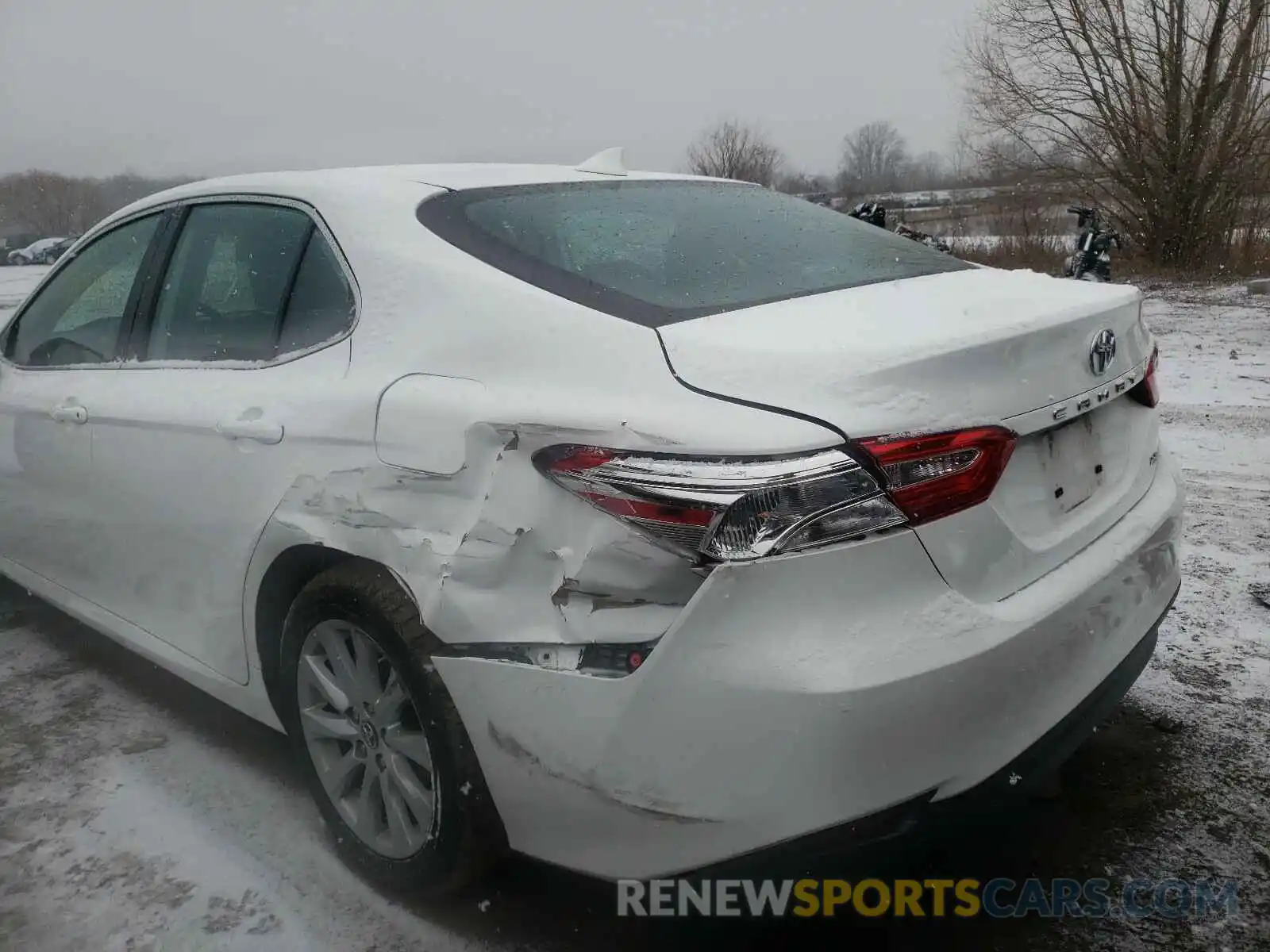 9 Photograph of a damaged car 4T1B11HK7KU718783 TOYOTA CAMRY 2019