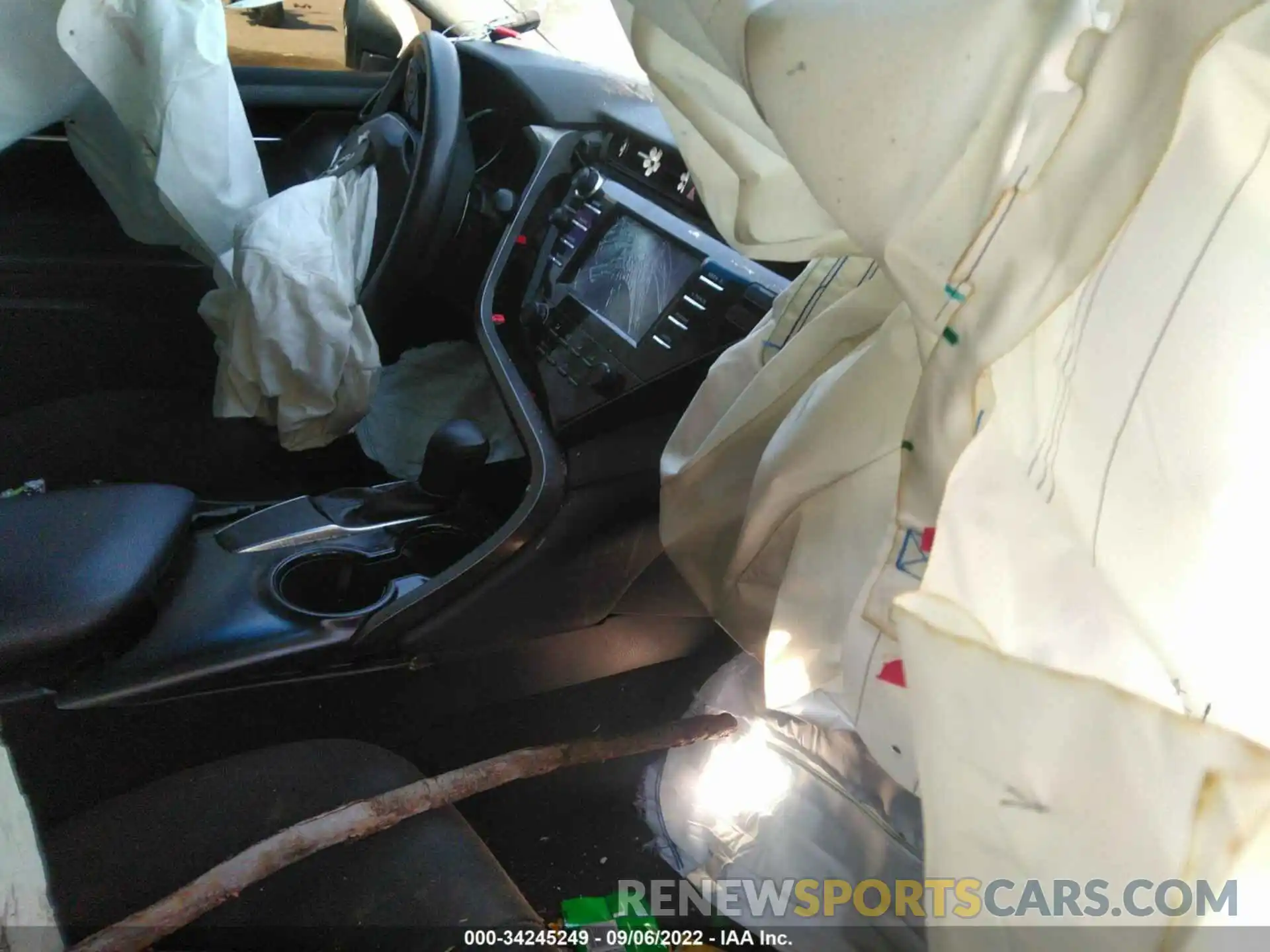 5 Photograph of a damaged car 4T1B11HK7KU720498 TOYOTA CAMRY 2019