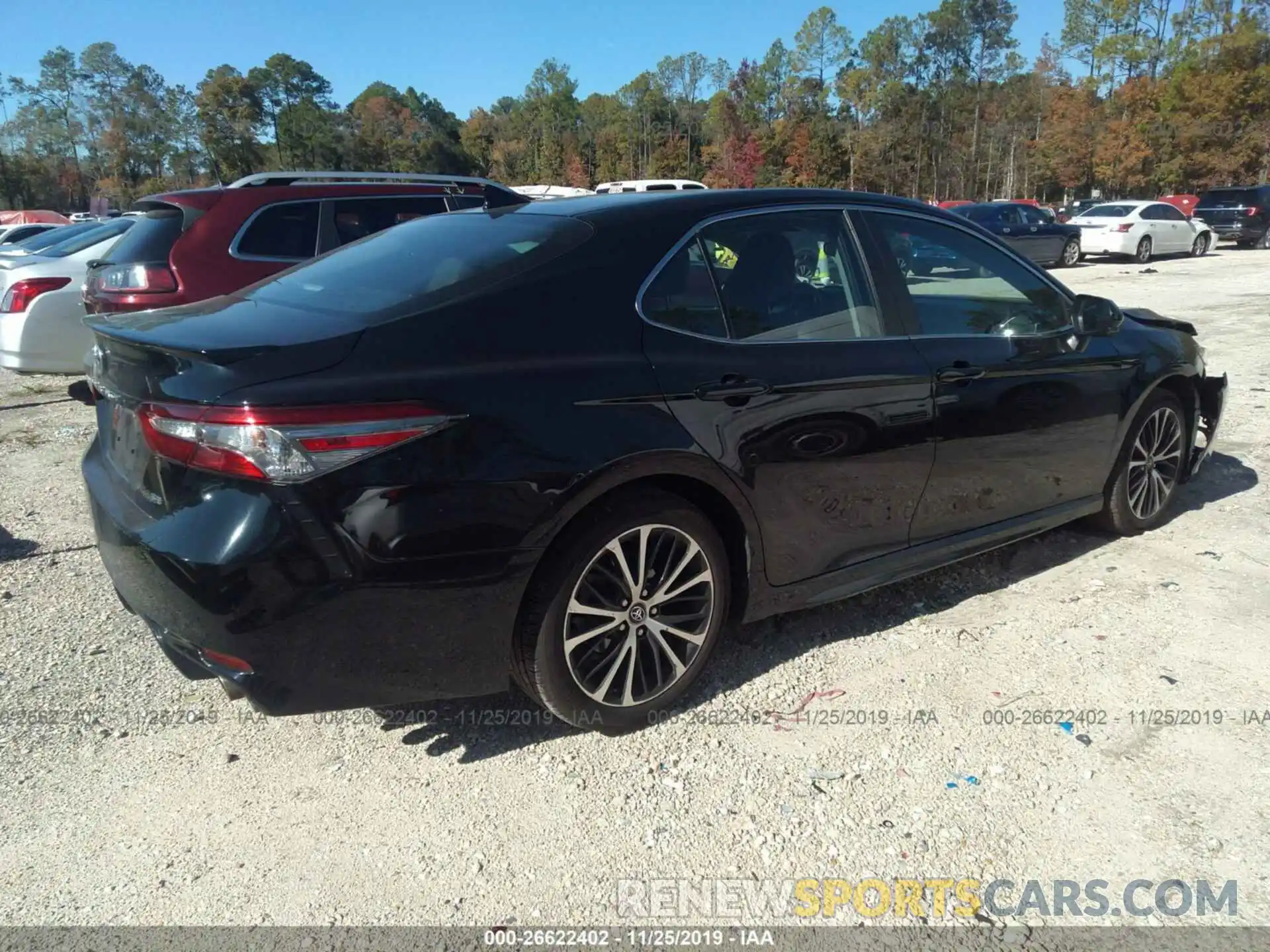 4 Photograph of a damaged car 4T1B11HK7KU720565 TOYOTA CAMRY 2019