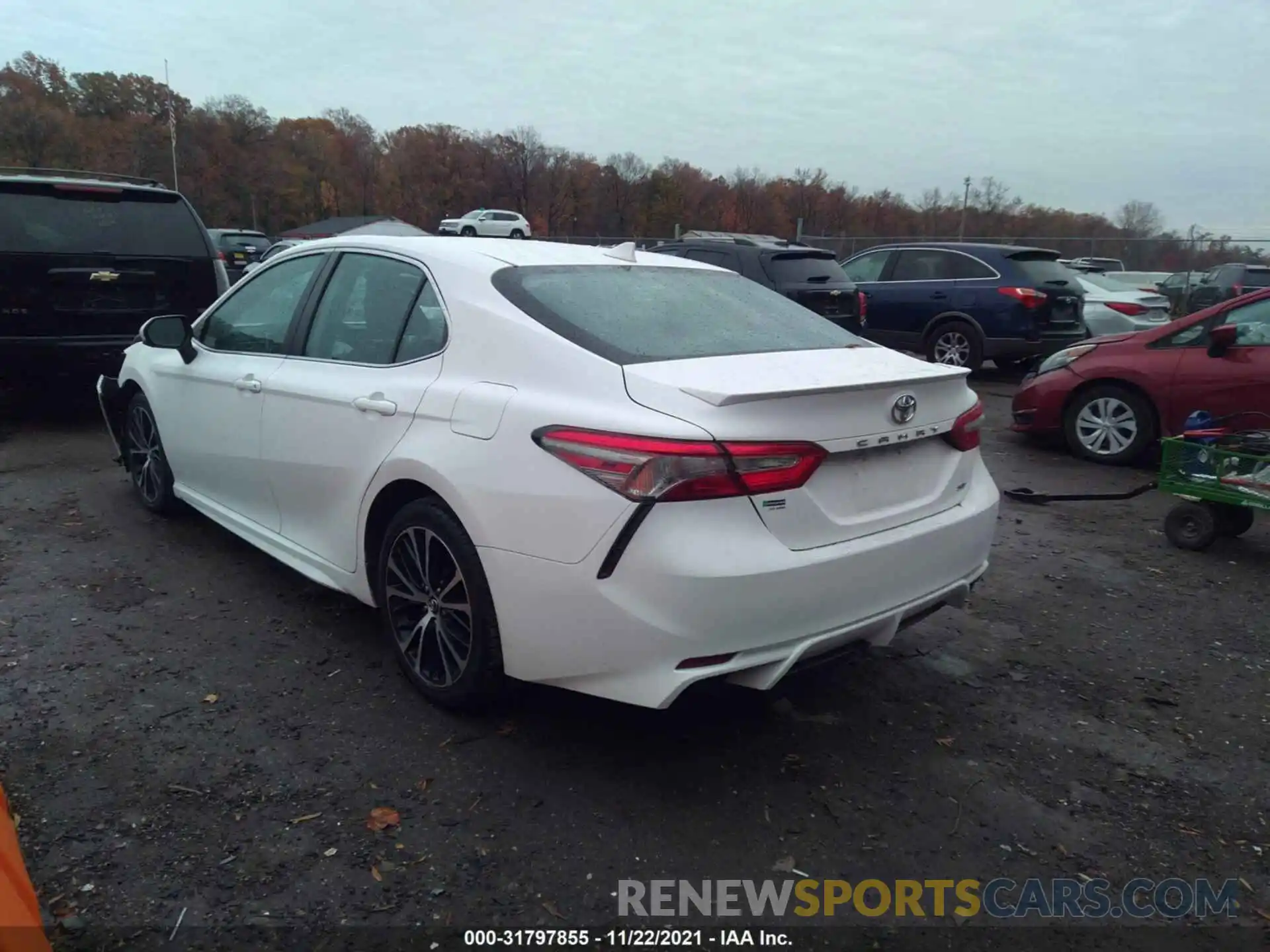 3 Photograph of a damaged car 4T1B11HK7KU721263 TOYOTA CAMRY 2019