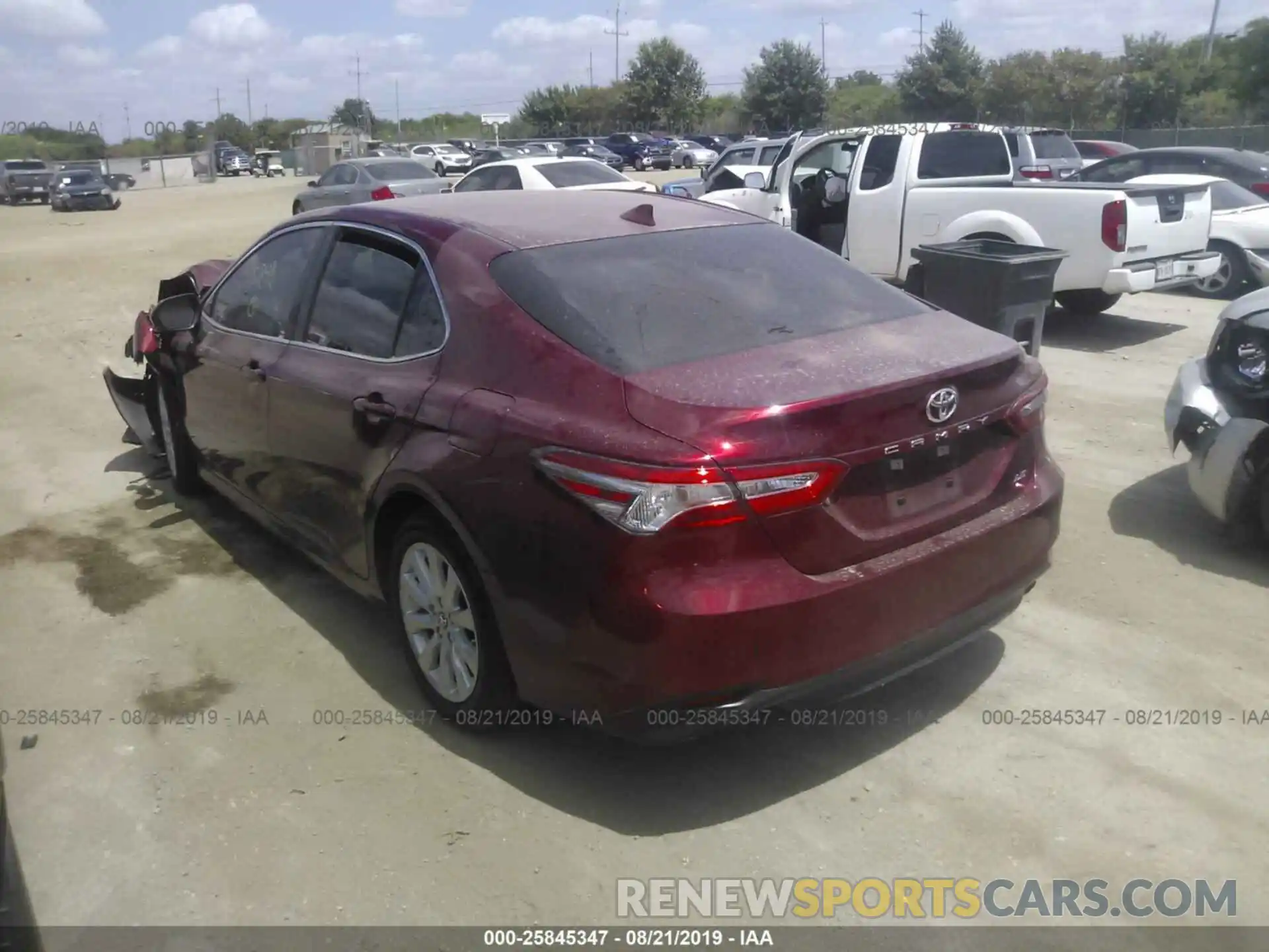 3 Photograph of a damaged car 4T1B11HK7KU722848 TOYOTA CAMRY 2019