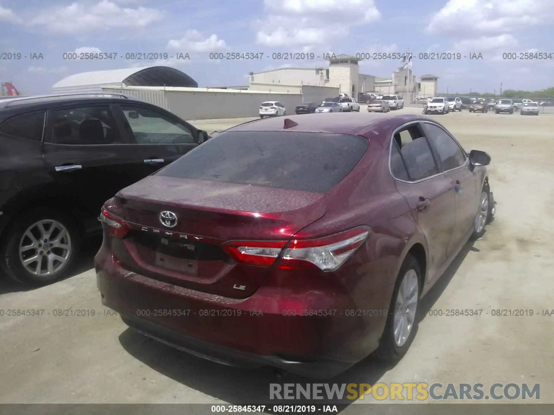 4 Photograph of a damaged car 4T1B11HK7KU722848 TOYOTA CAMRY 2019