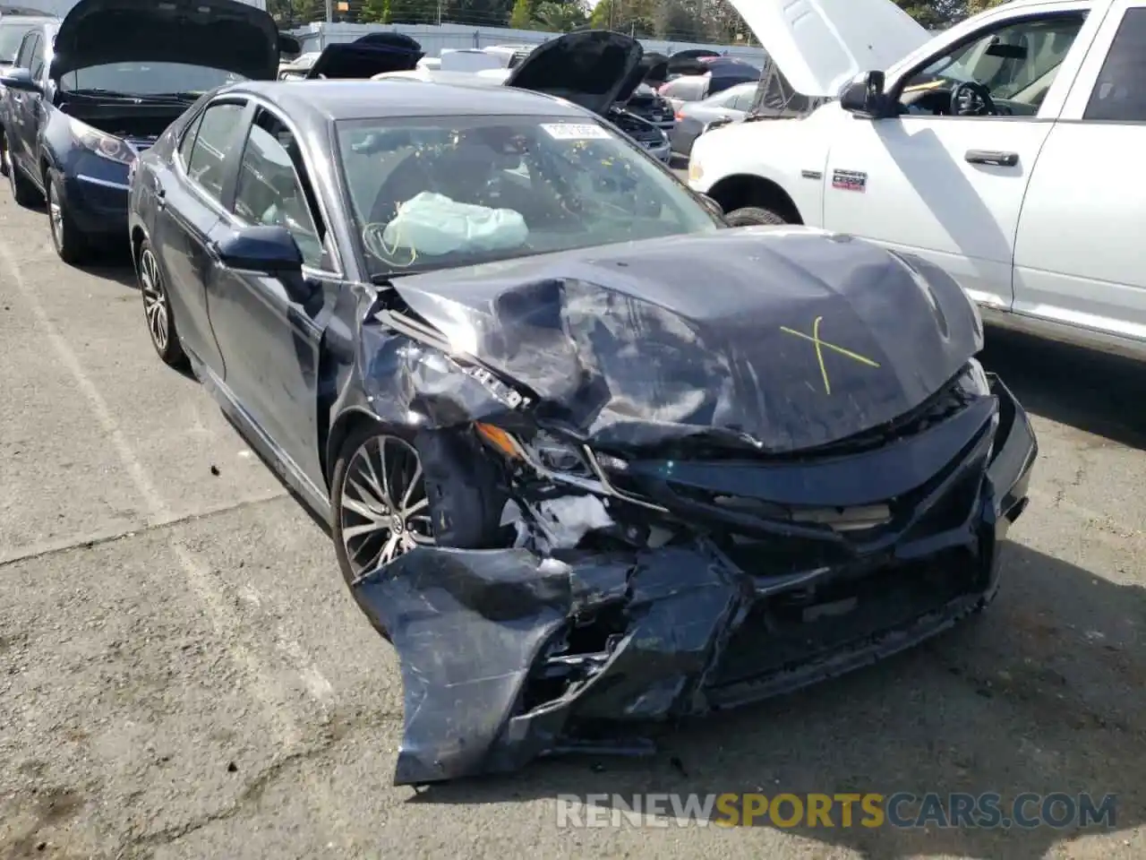 1 Photograph of a damaged car 4T1B11HK7KU722901 TOYOTA CAMRY 2019